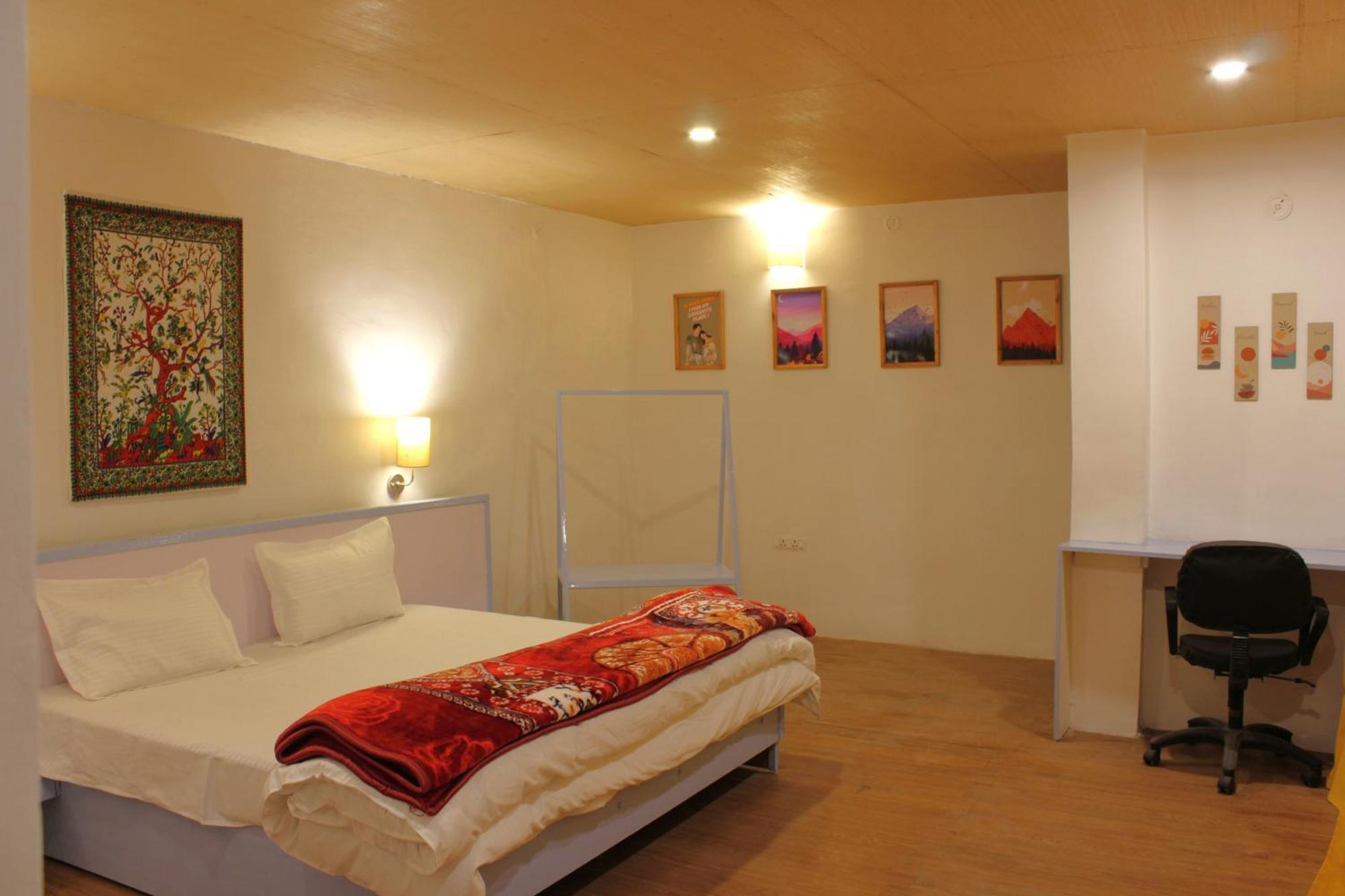Proto Hostel *