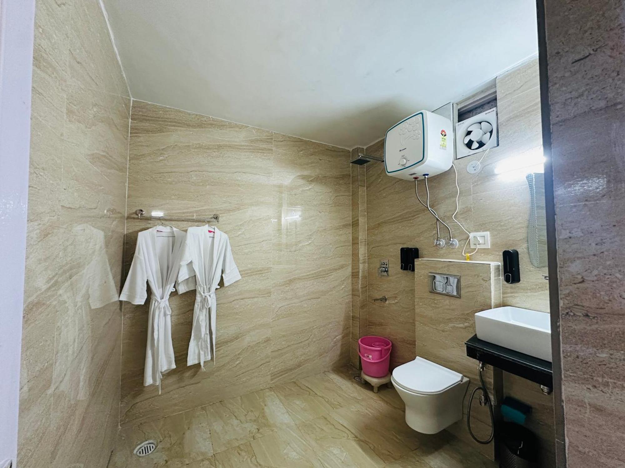 Hotel Eagle Nest Heated Dalhousie