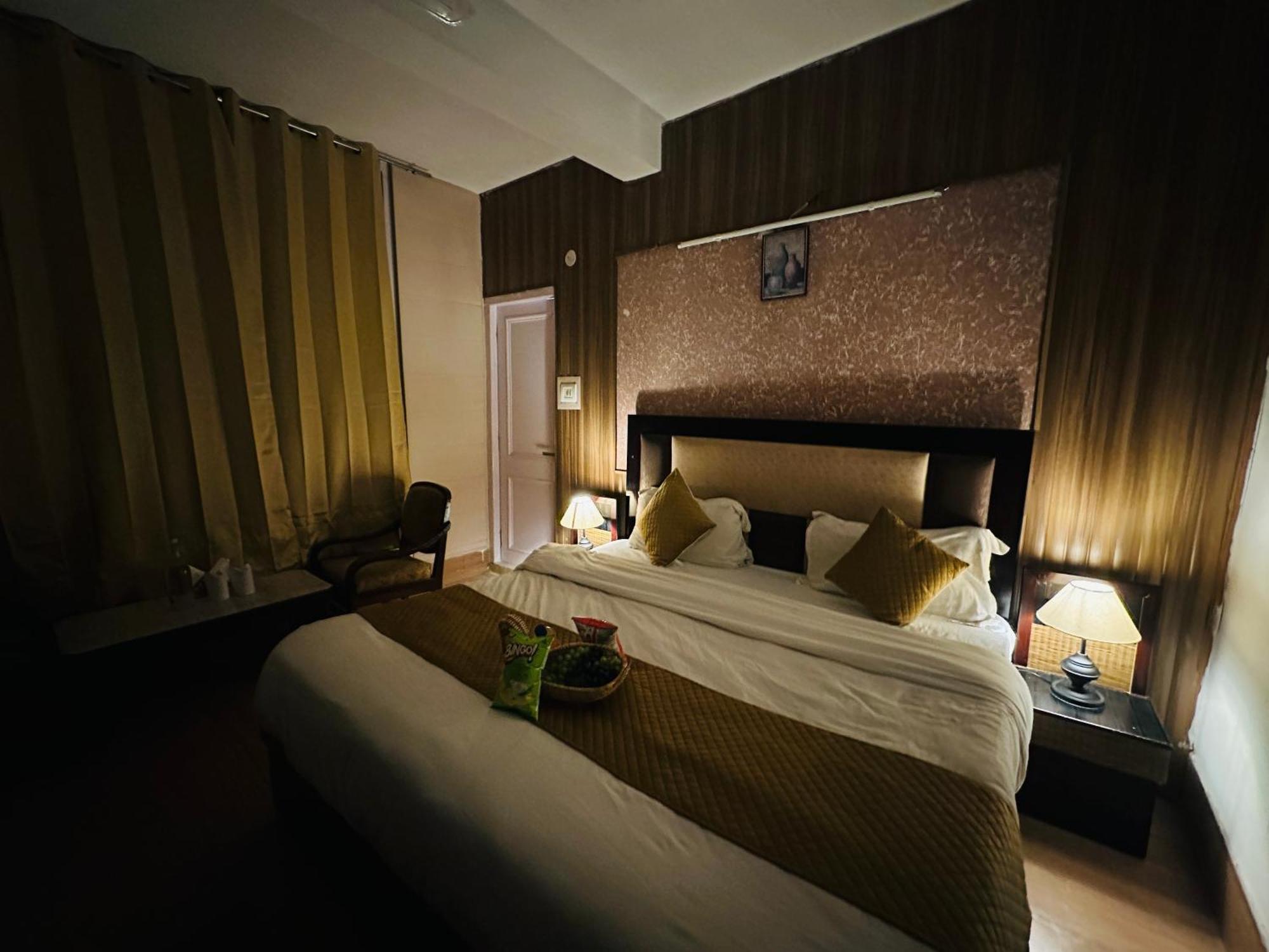 Hotel Eagle Nest Heated 4*
