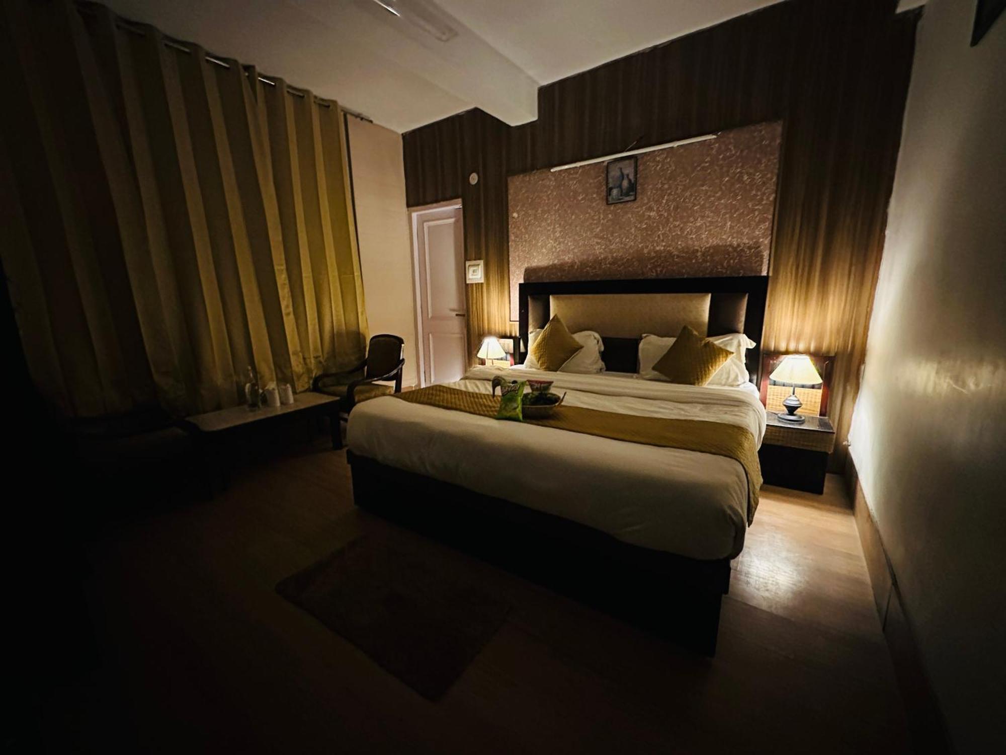 Eagle Nest Heated 4* Dalhousie