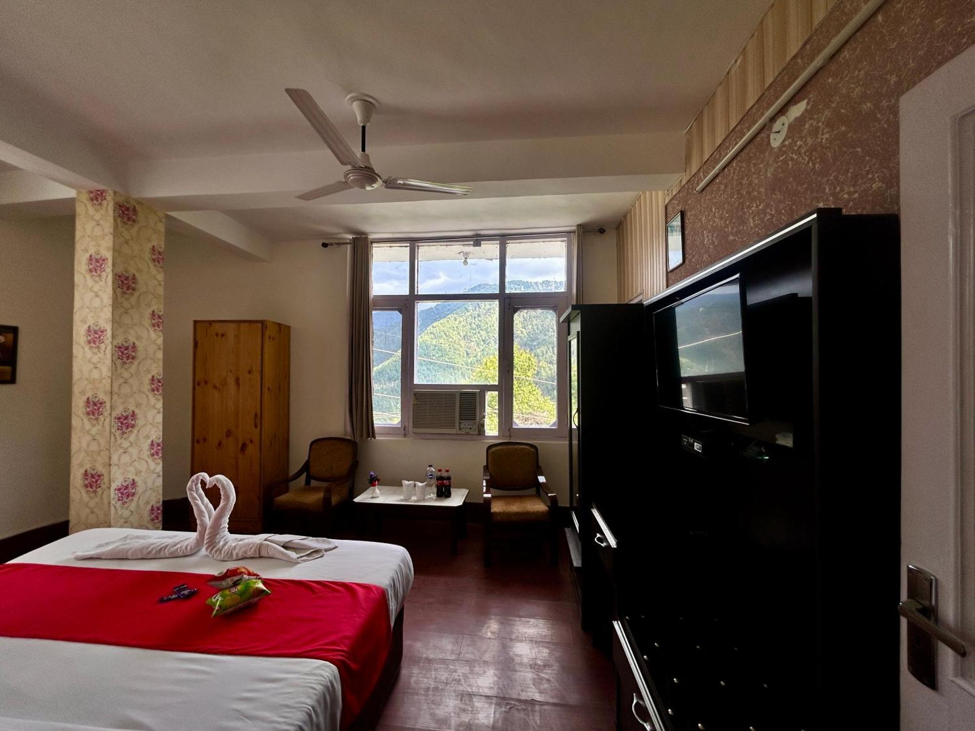 Hotel Eagle Nest Heated 4*