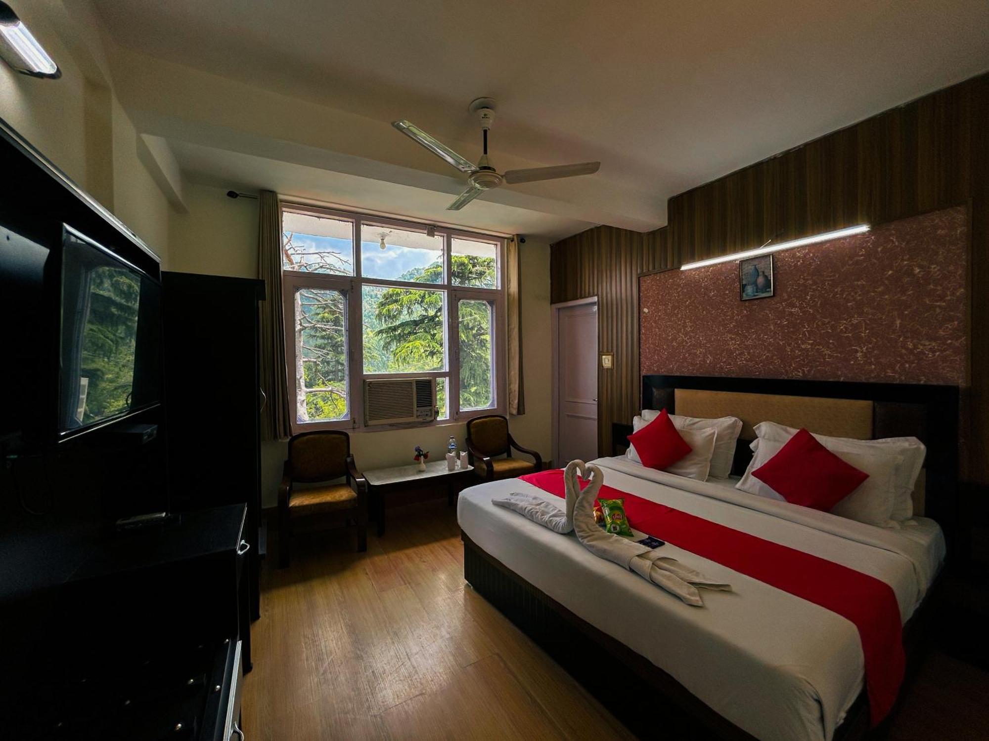 Eagle Nest Heated Hotel 4*