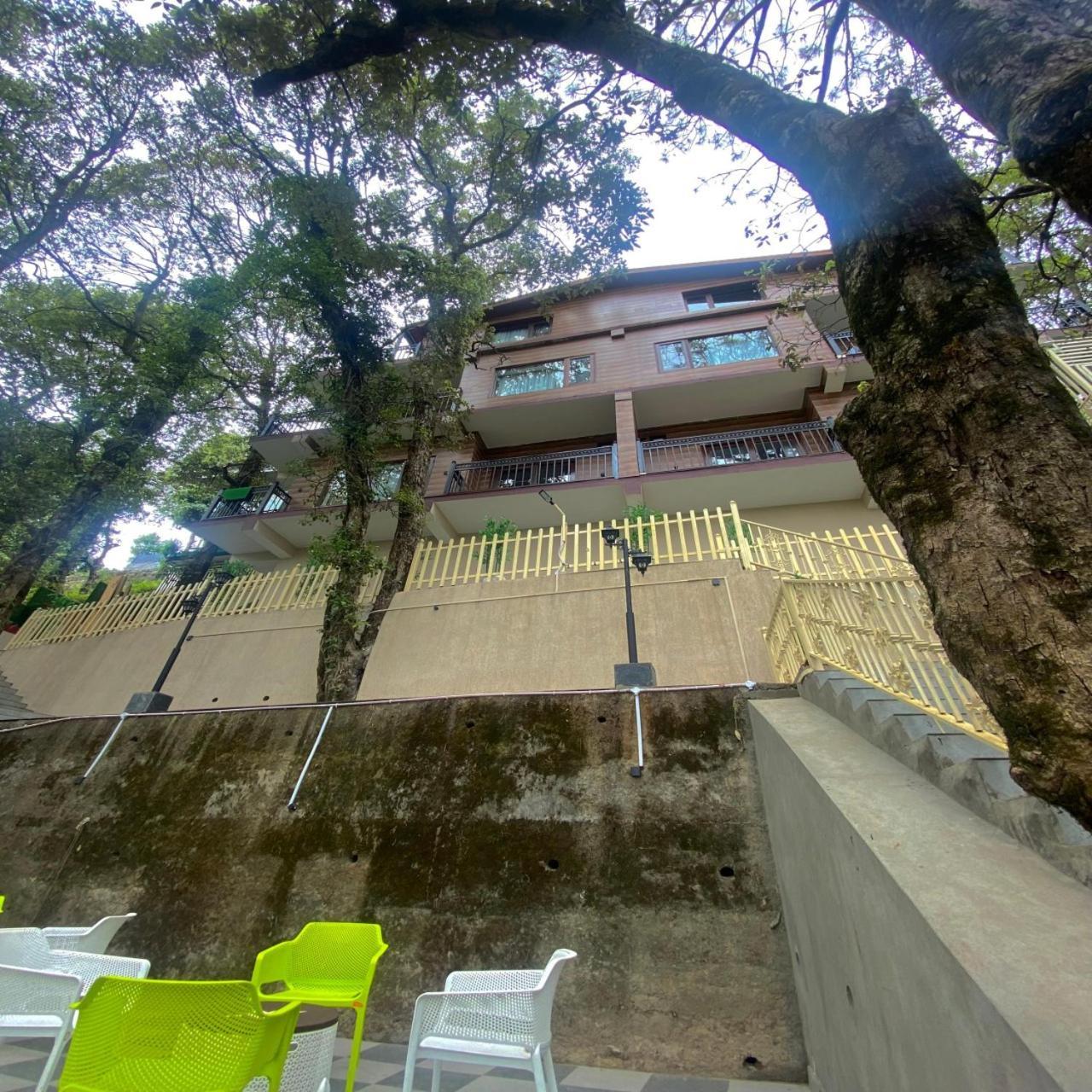 The Pine Retreat - Mall Road Dalhousie