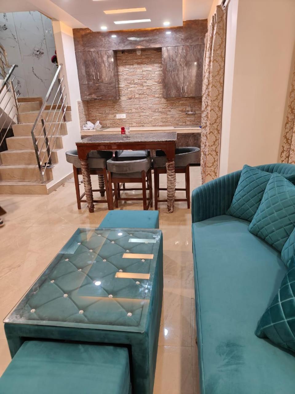 Hotel The Pine Retreat - Mall Road Dalhousie