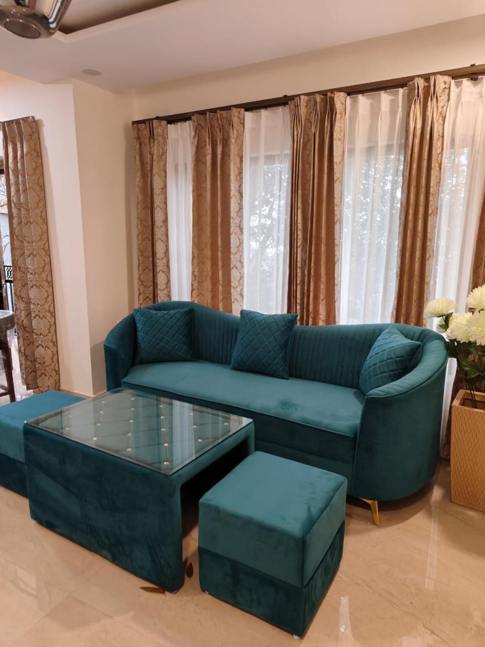 The Pine Retreat - Mall Road 4*