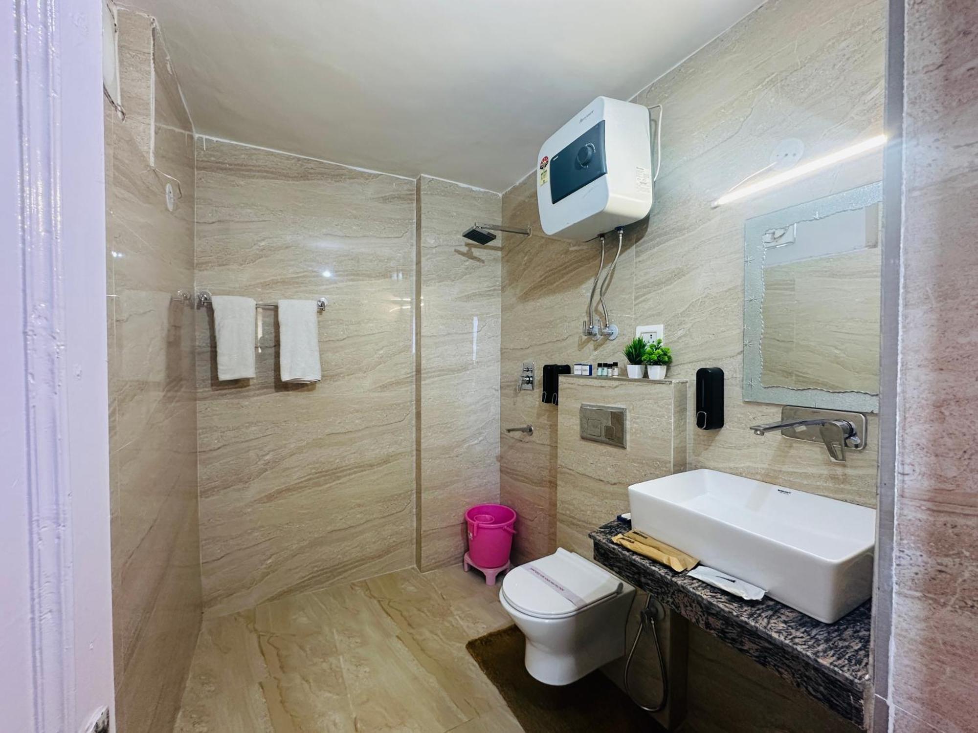 Punjabi Junction #manage By Eagle Group Hotel