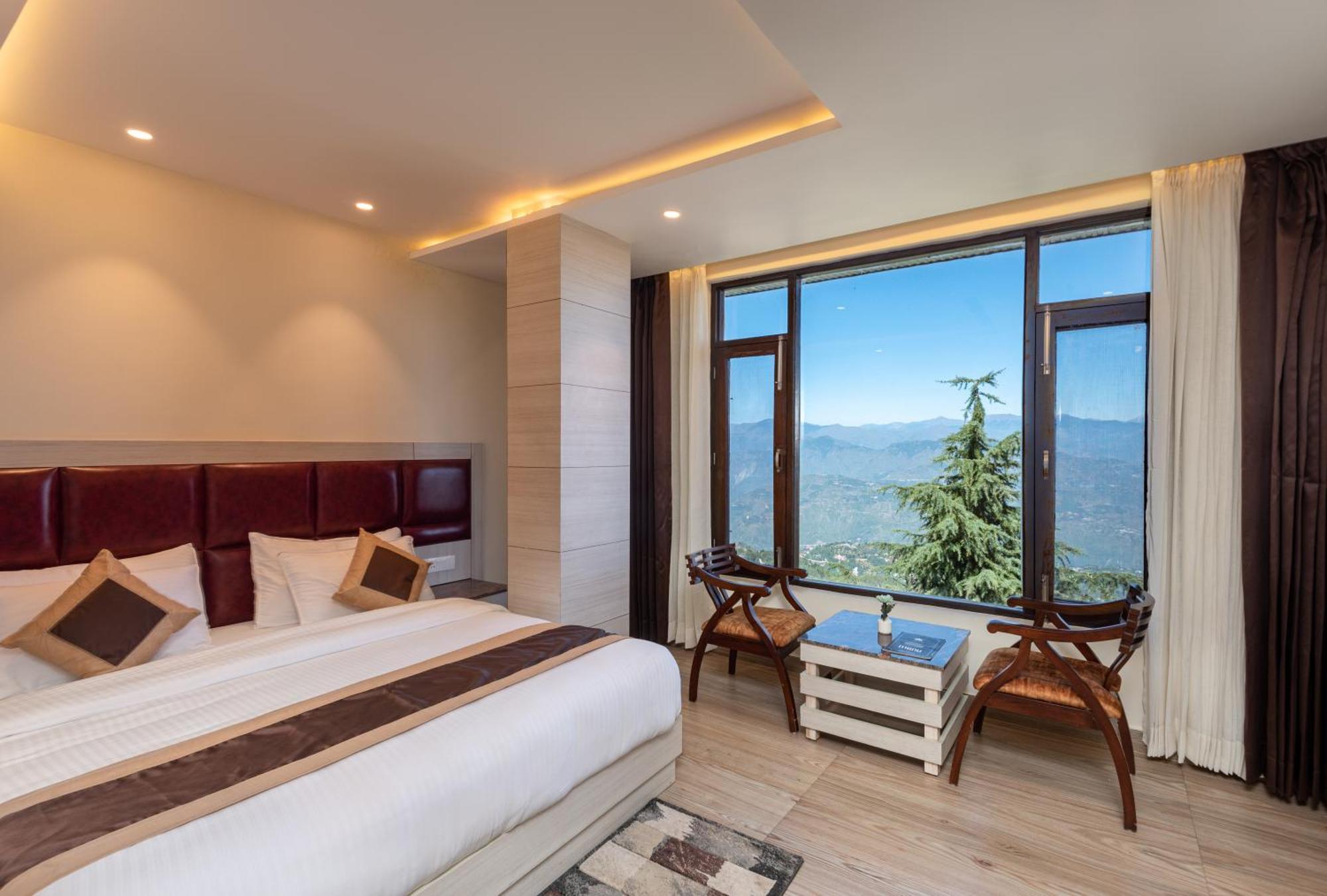 The Seasons - Valley View & Mountain View In Hotel Dalhousie