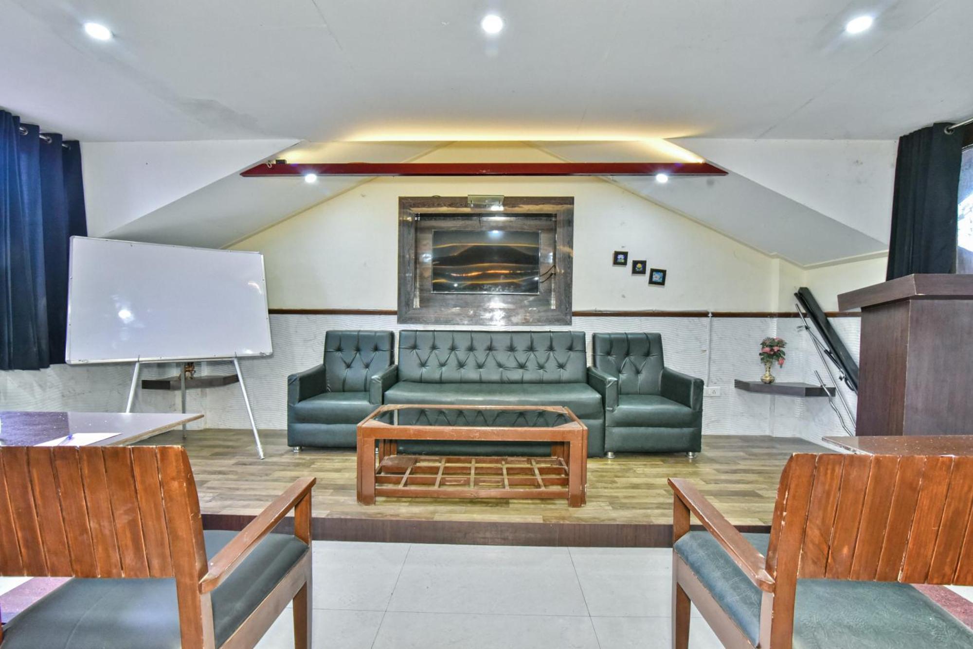 Bear Valley Hotel Dalhousie