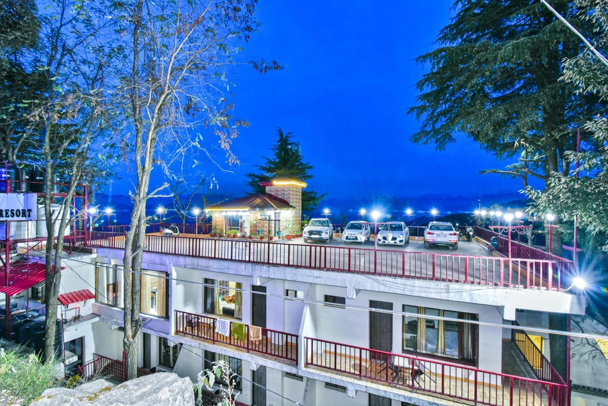 Hotel Bear Valley