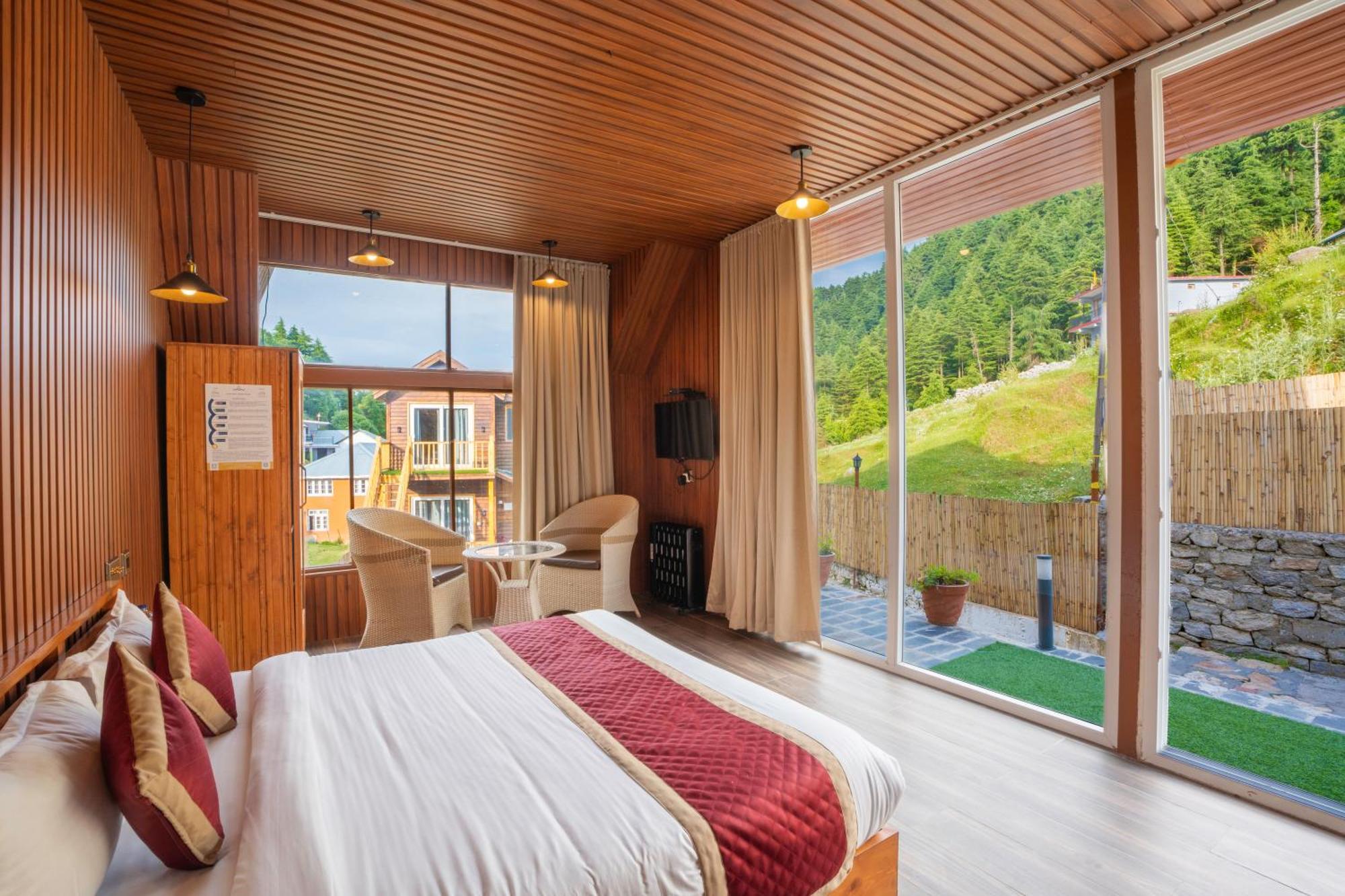 Resort Wow Stayz2 Ashoka Grand Dalhousie