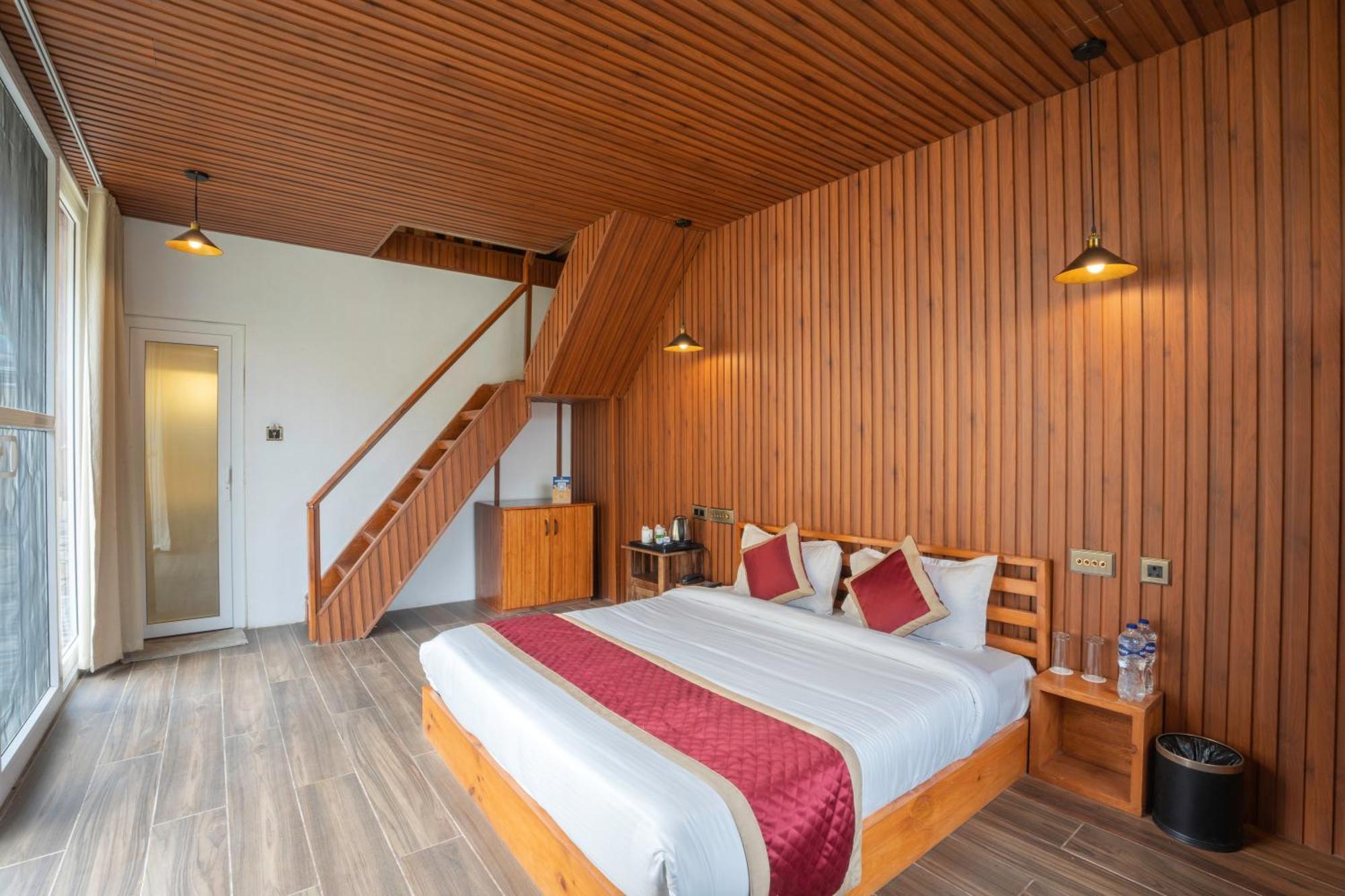 Resort Wow Stayz2 Ashoka Grand 4*