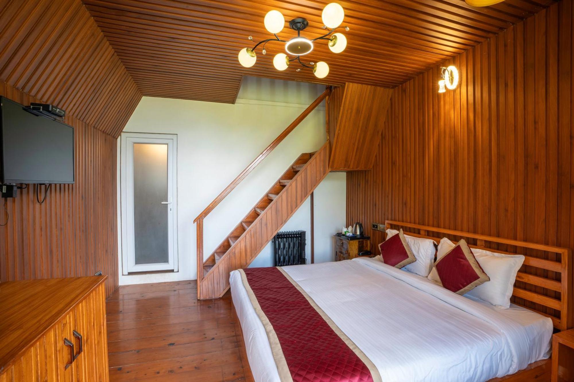 Wow Stayz2 Ashoka Grand Resort Dalhousie