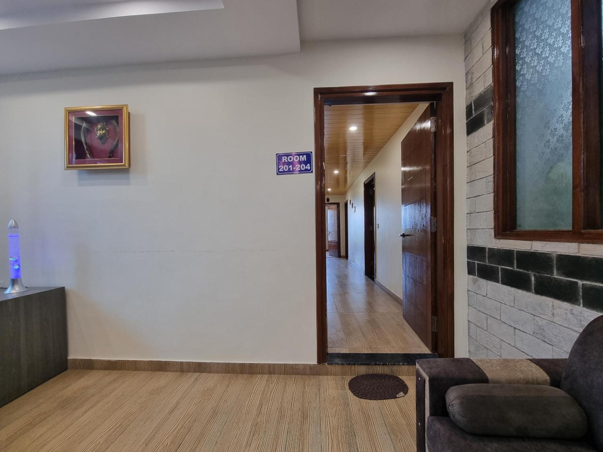 Cedar House By Uber Hotel