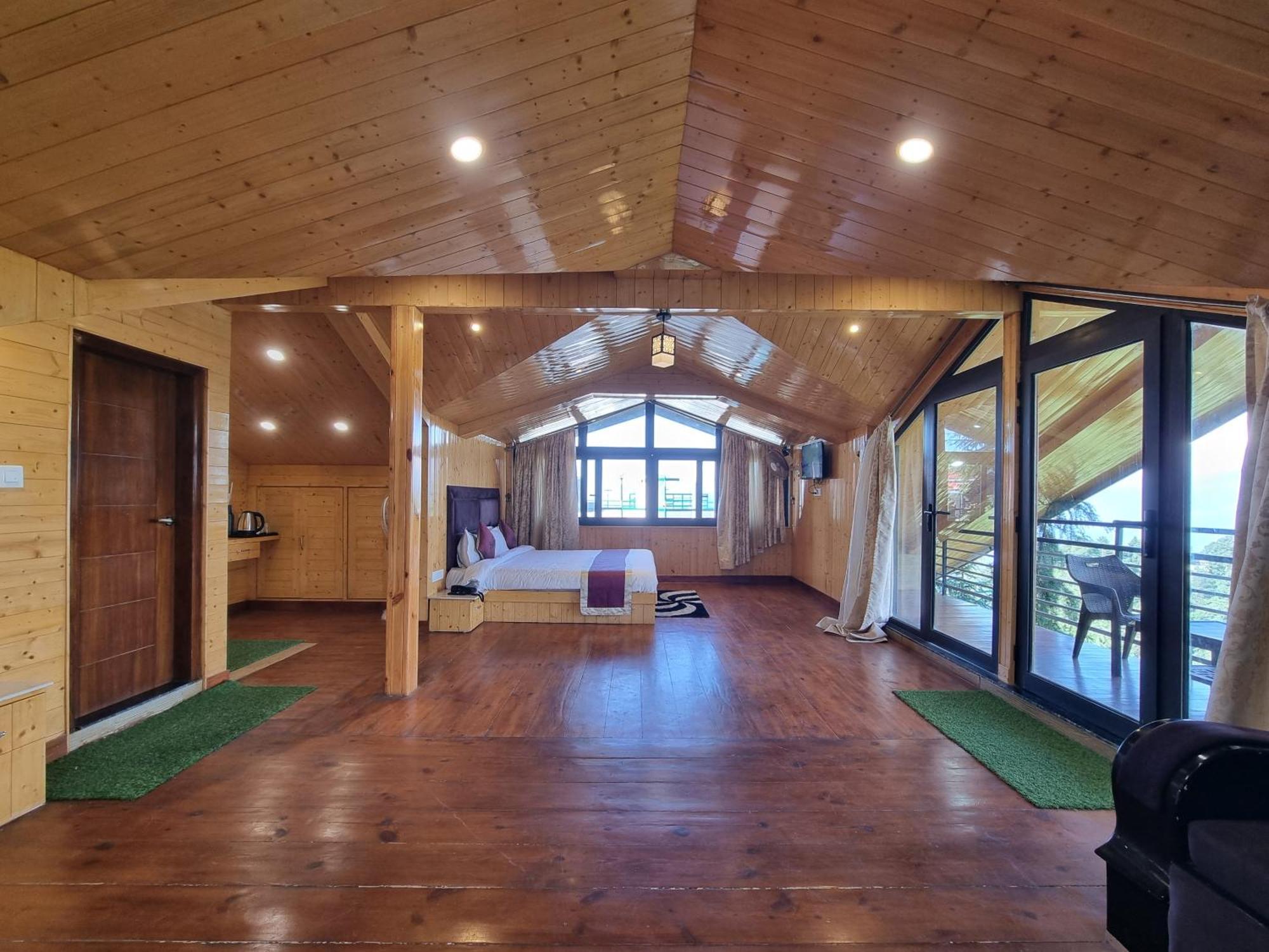 Cedar House By Uber