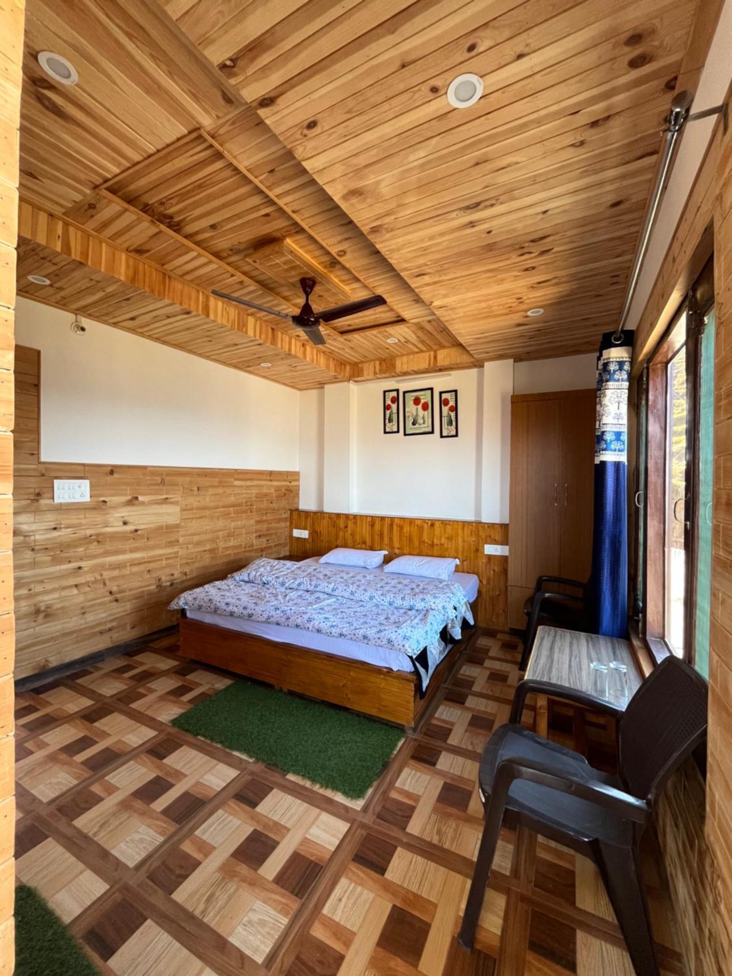 Sunset Lagoon Homestay