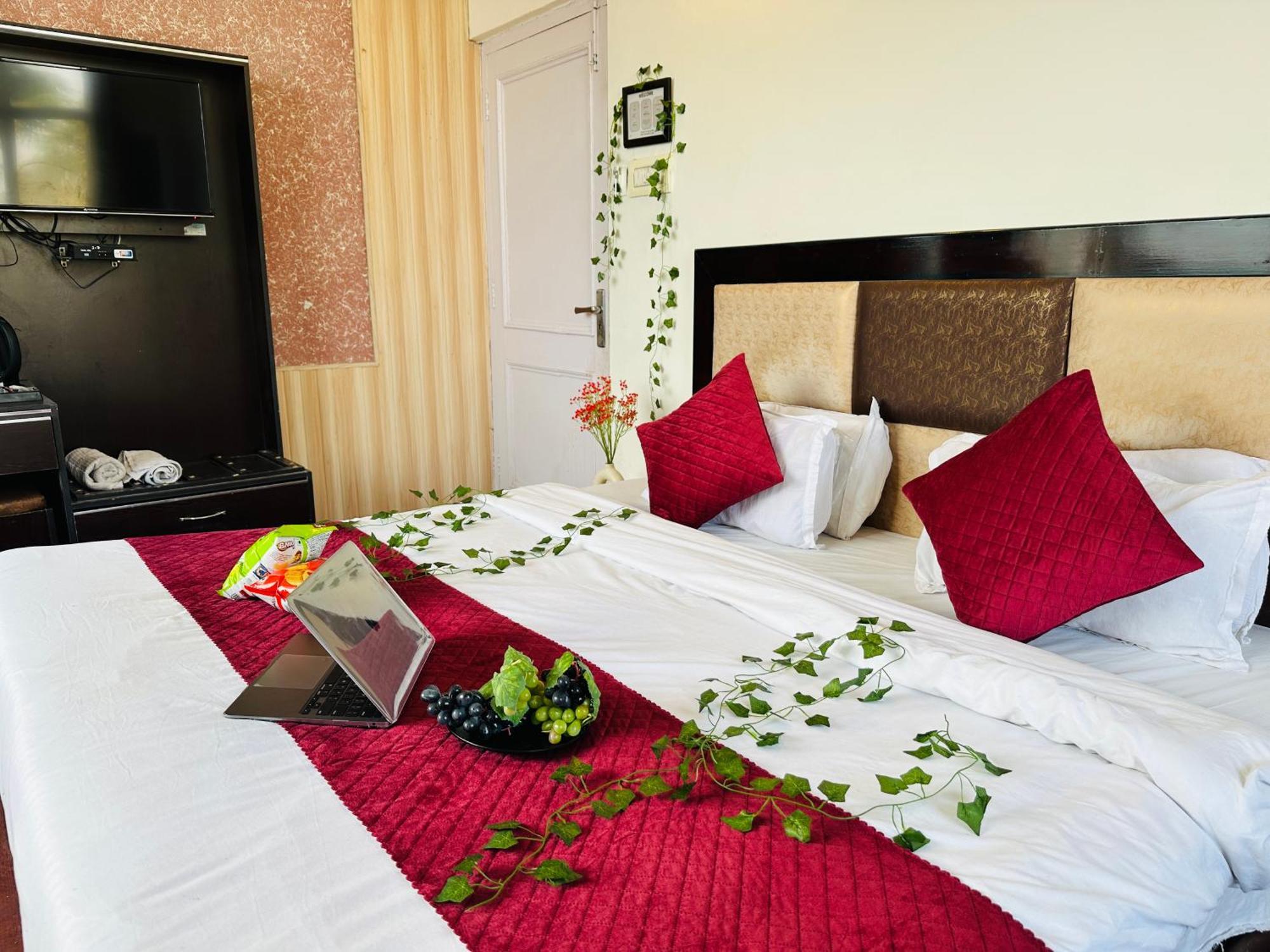 Hotel Mini Switzerland In #air Cooled Dalhousie