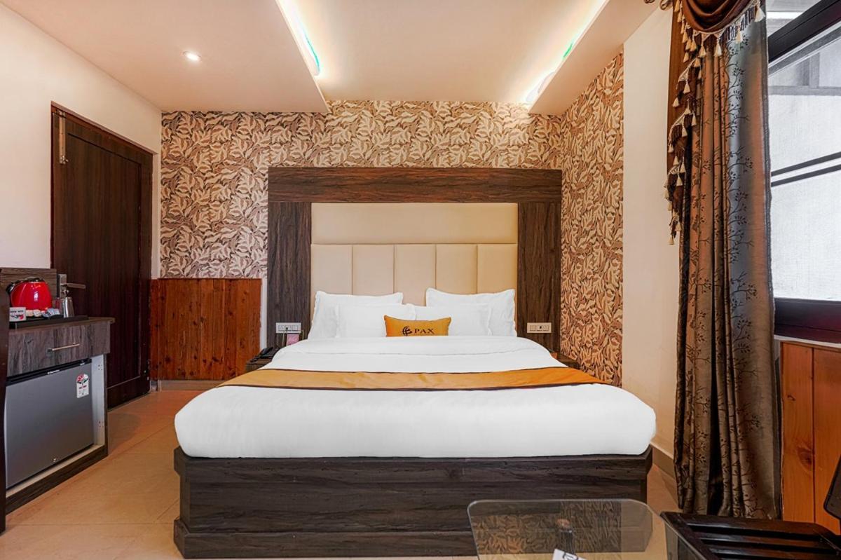 Pax Sunrise Hotel 3*