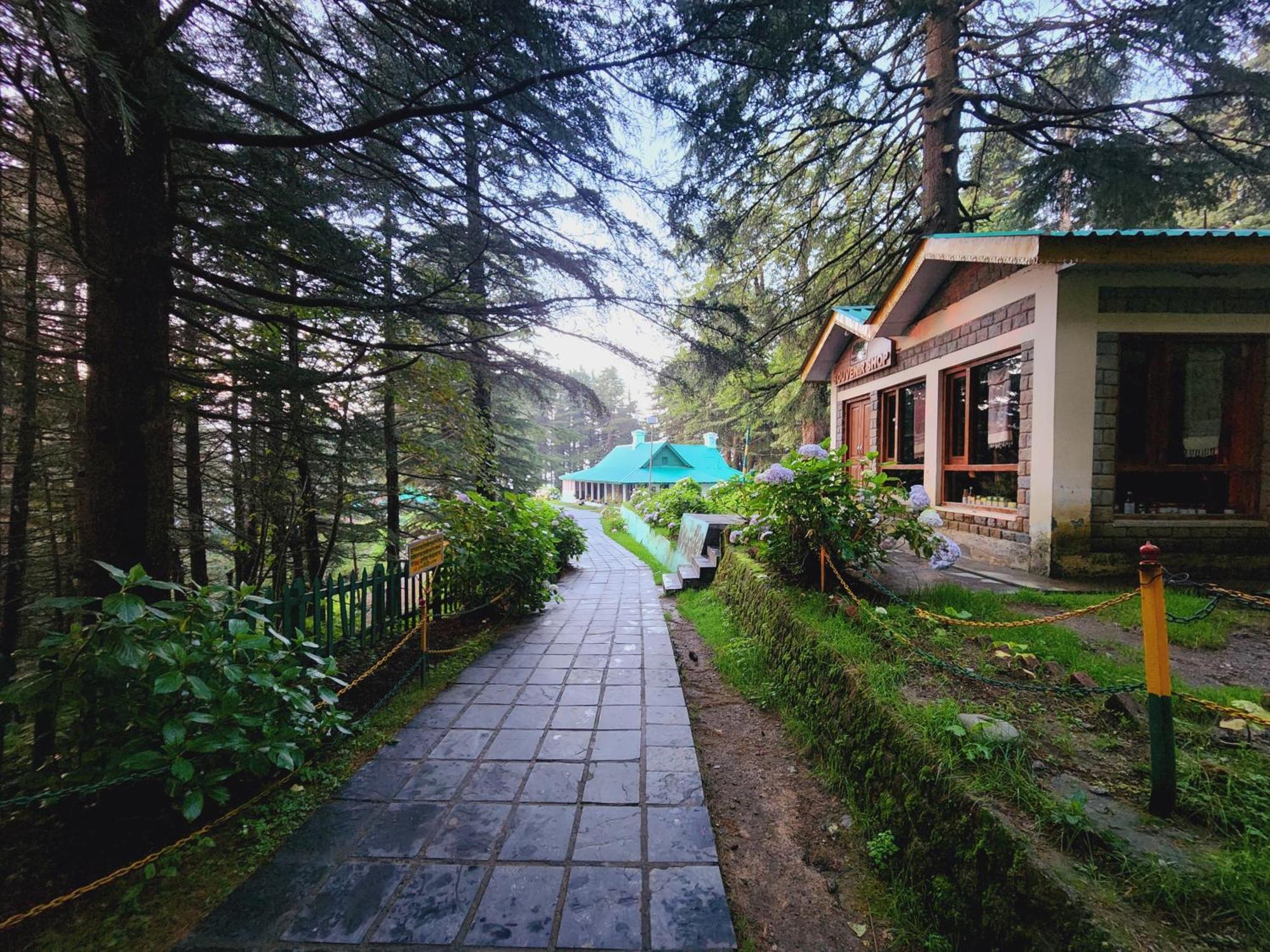 Smarthill Kalatop-The Forest Sanctuary Hotel