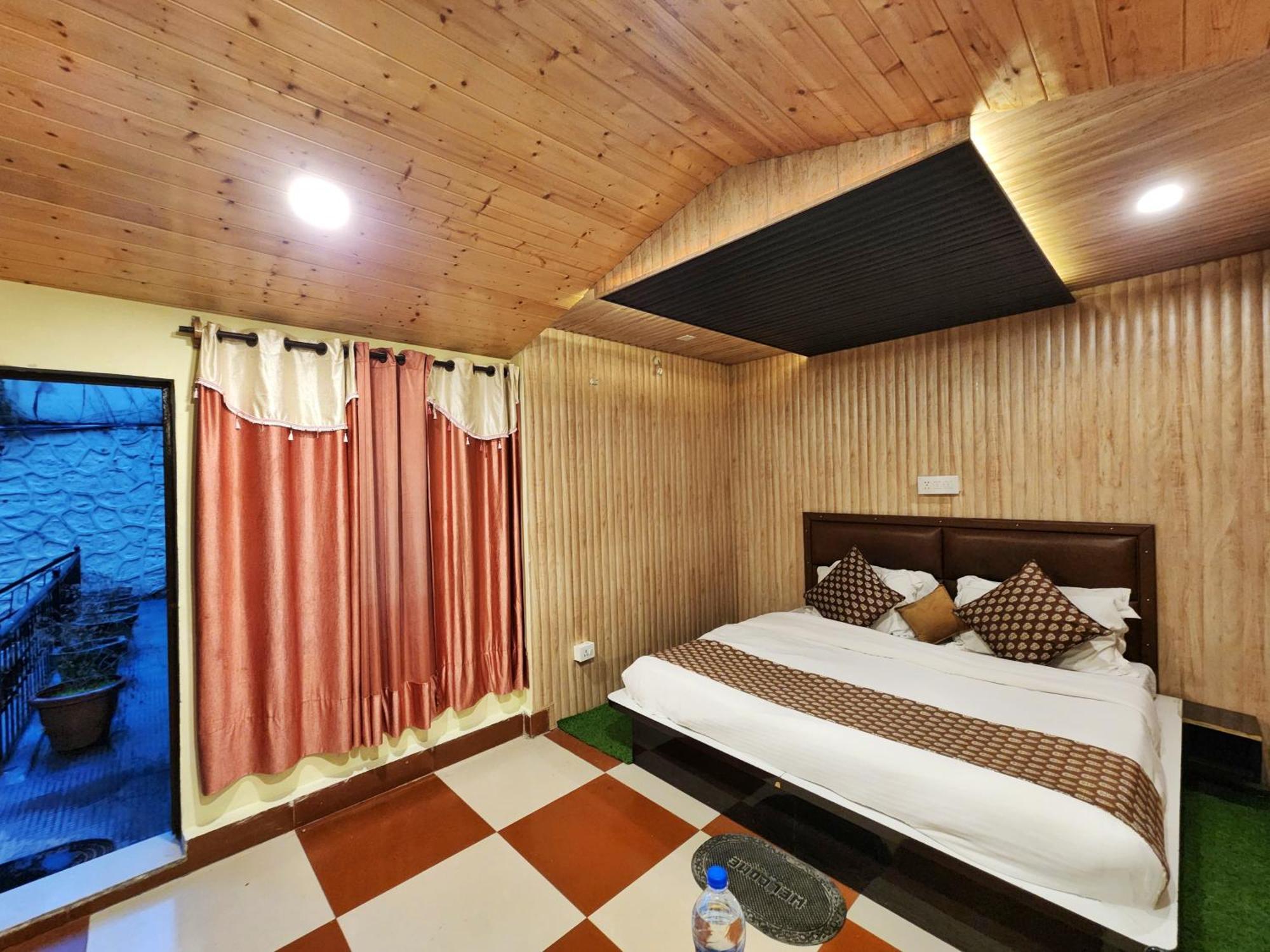 The White Orchid 3* Dalhousie