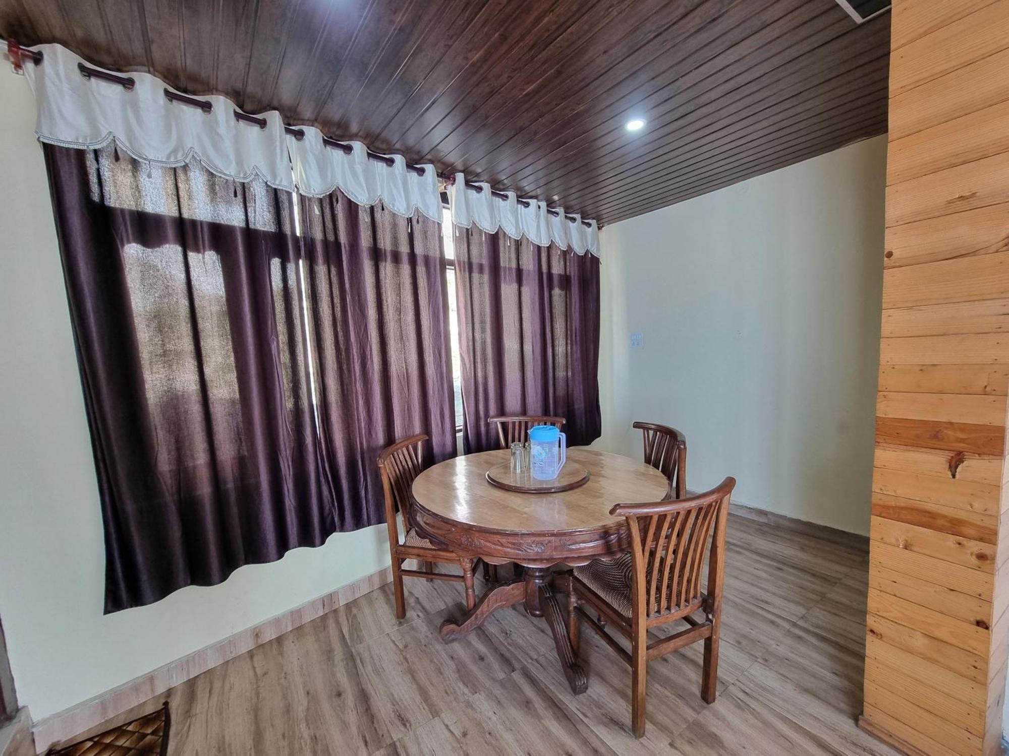 Hotel Smarthill Kalatop,dalhousie
