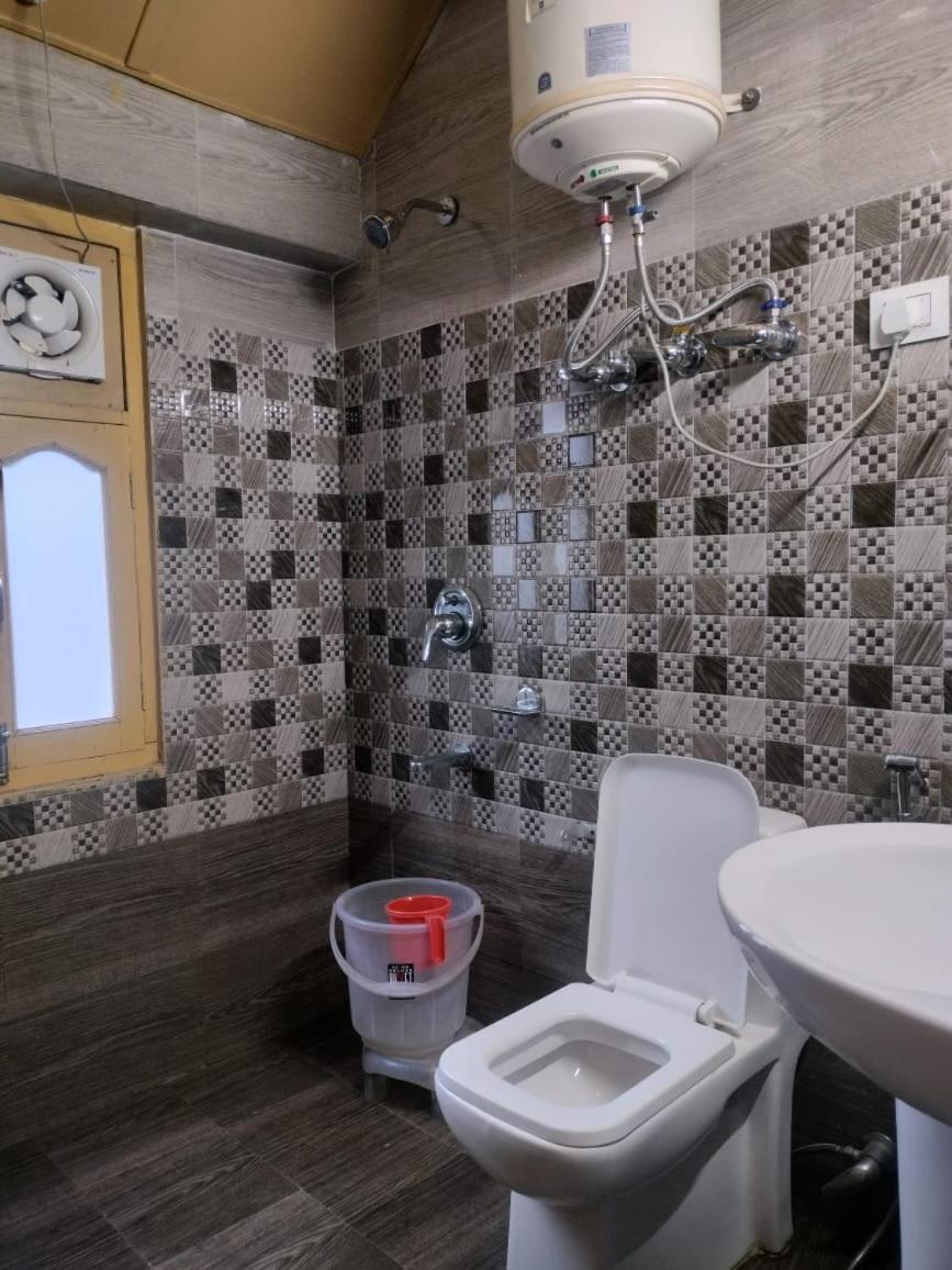 Nature Valley Resort, Dalhousie - #Lap Of Nature #Premium Rooms #Big Parking #Most Awarded #Scenic View #Away From City Hustle #Garden With Fireplace #Property Of The Year Hotel 4*