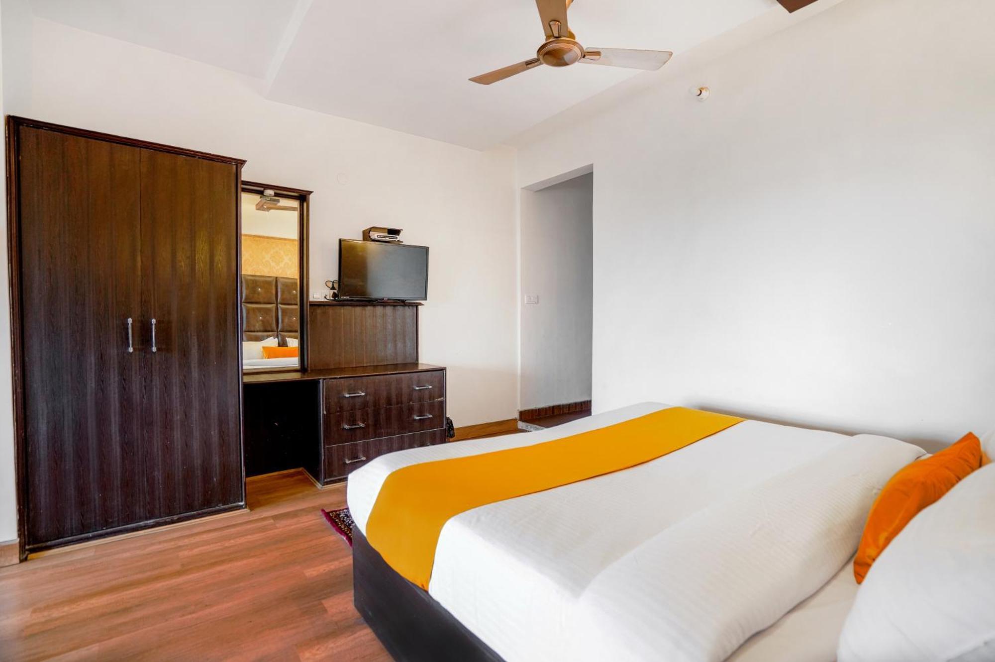 Pax Ark 150 Meters From Mall Road Hotel Dalhousie