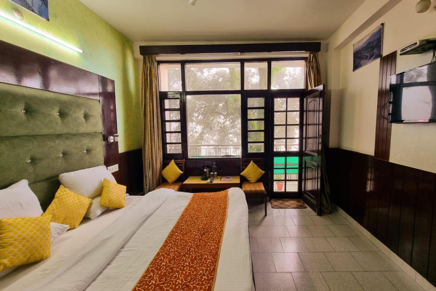 Hotel Ashiana Regency