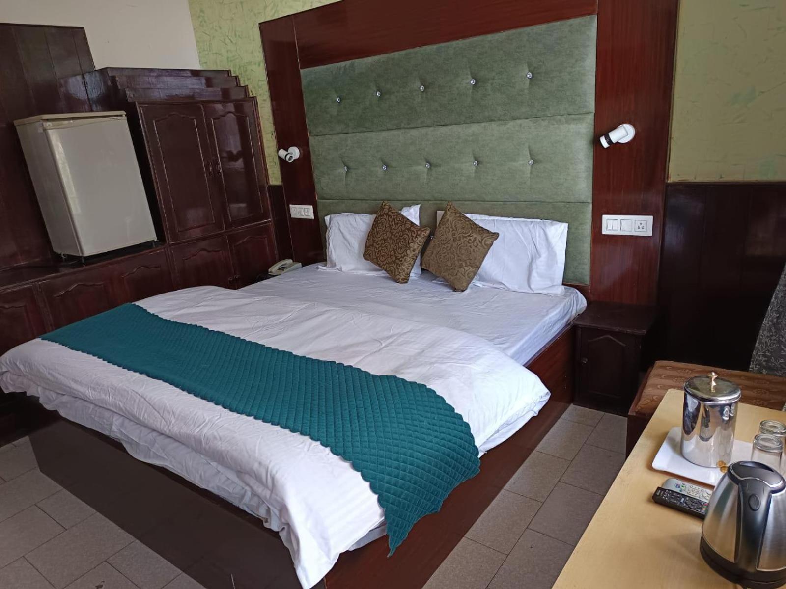 Hotel Ashiana Regency Dalhousie