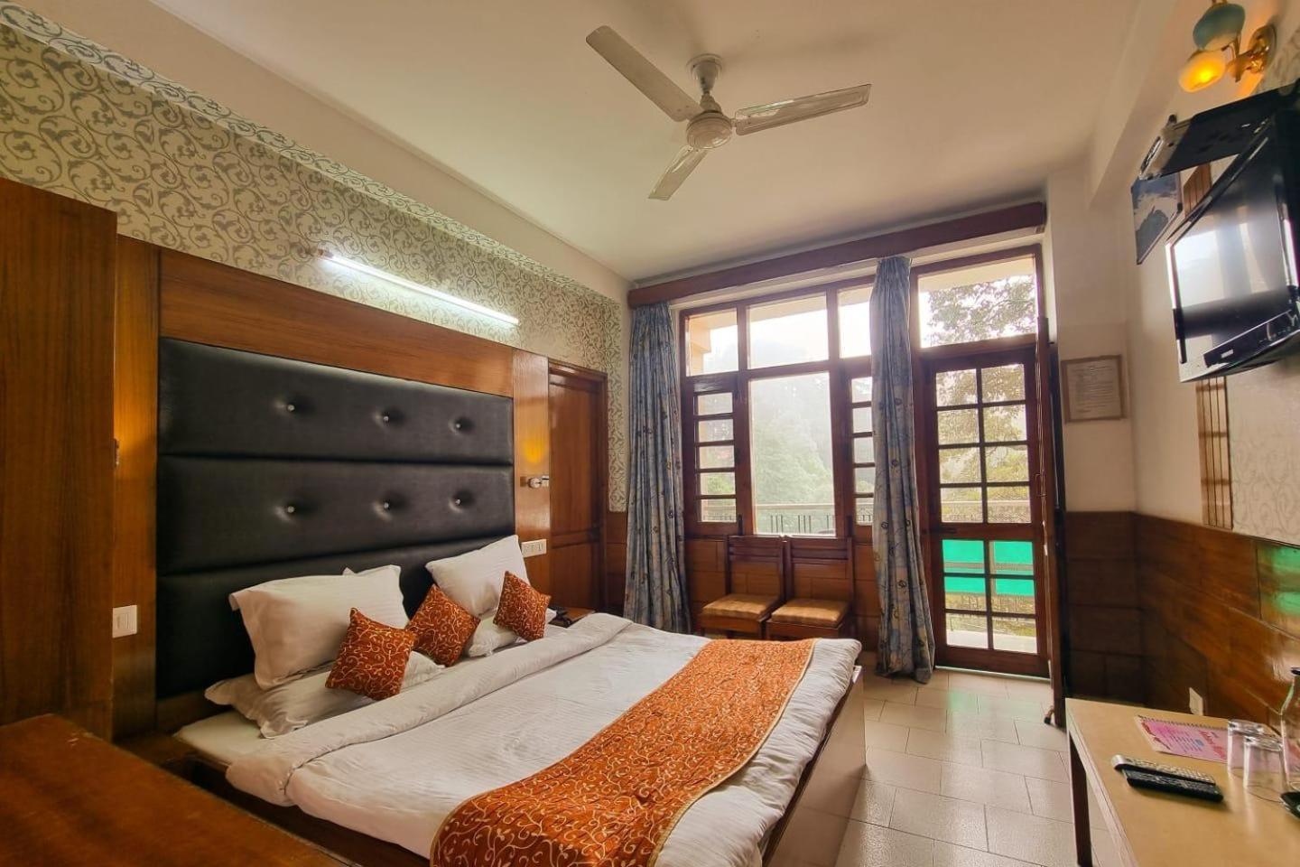 Ashiana Regency Hotel 3*