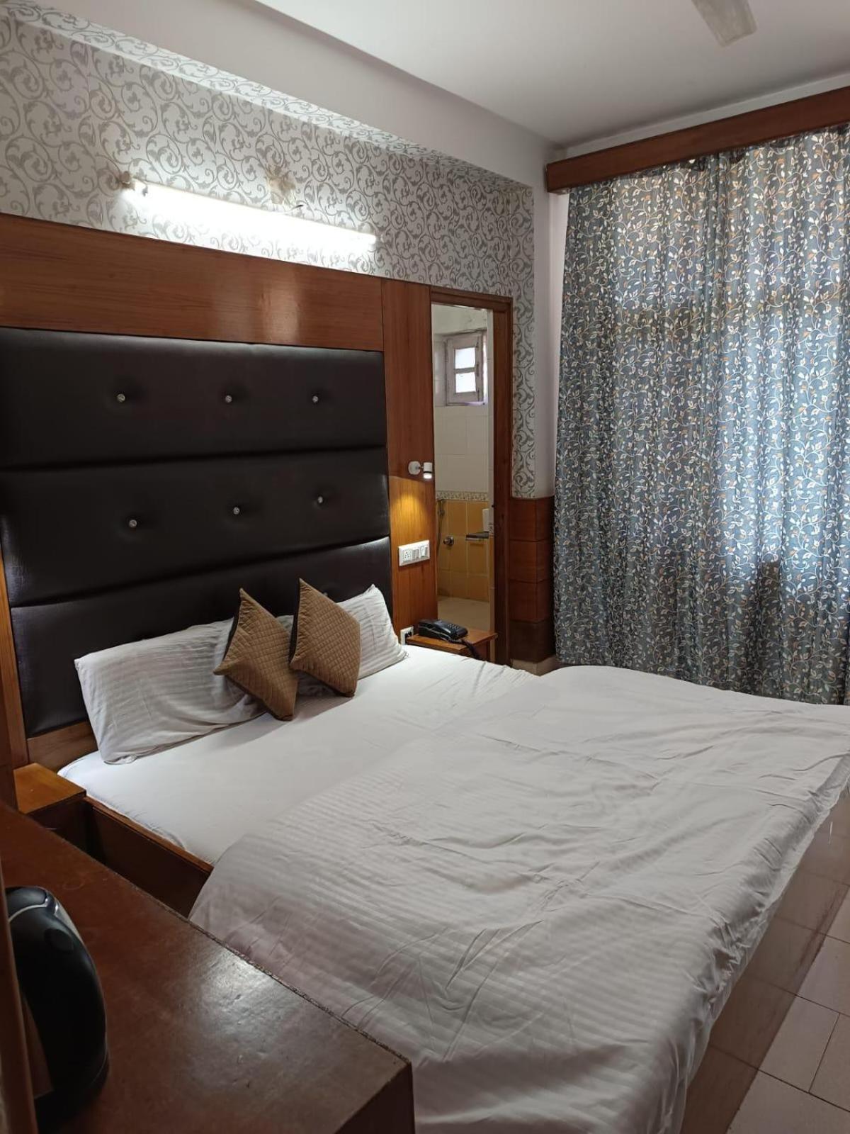 Hotel Ashiana Regency 3*