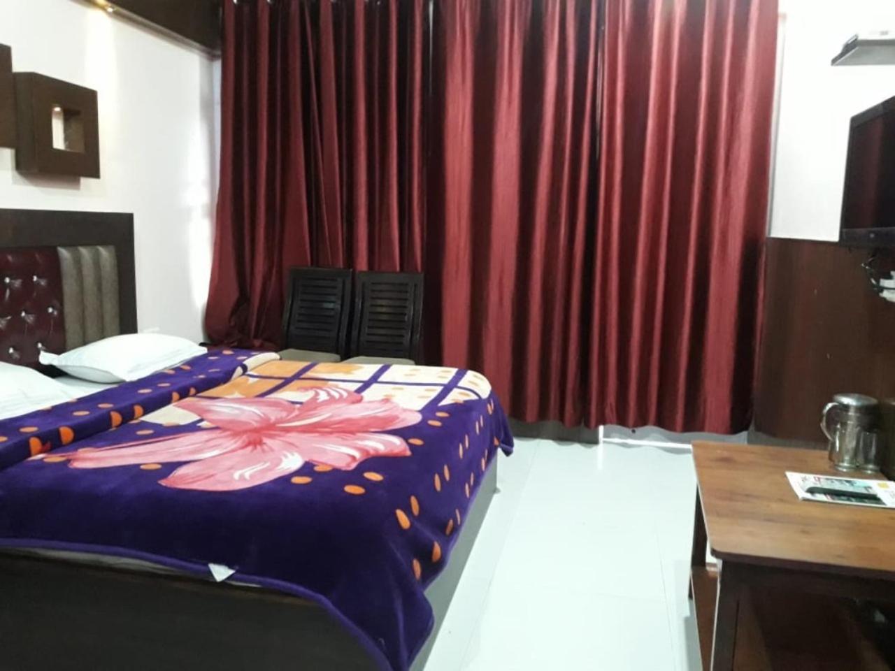 Monal 3* Dalhousie