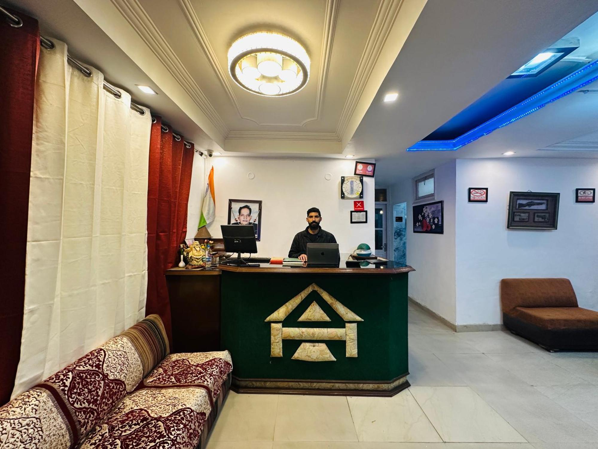 Western Nest International Hotel