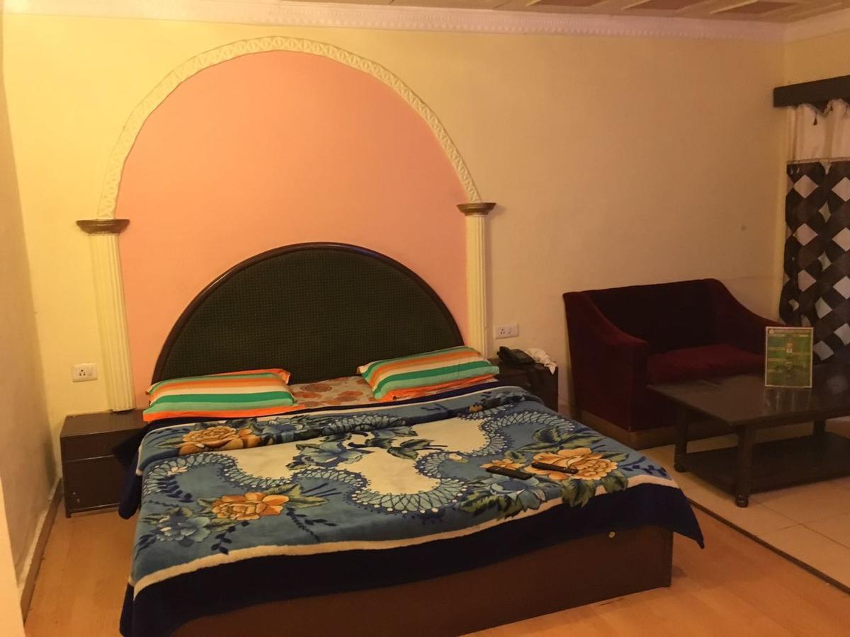 Bombay Palace Hotel
