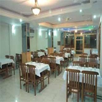 Hotel Heights 3*