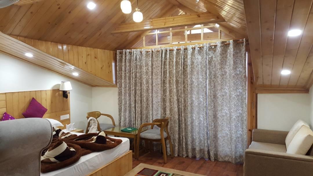 Hotel Kayanat Hotel Dalhousie