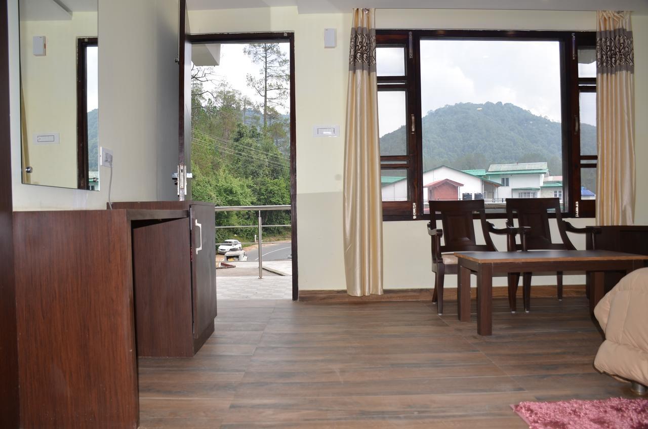 Blue Magnets Inn Dalhousie