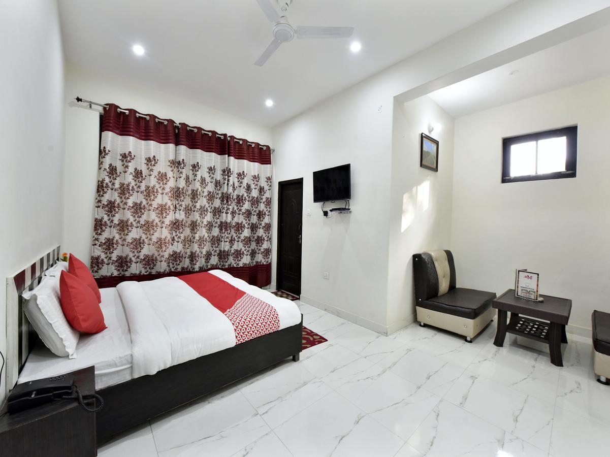 Hotel Oyo 12662 Granite Peak Dalhousie