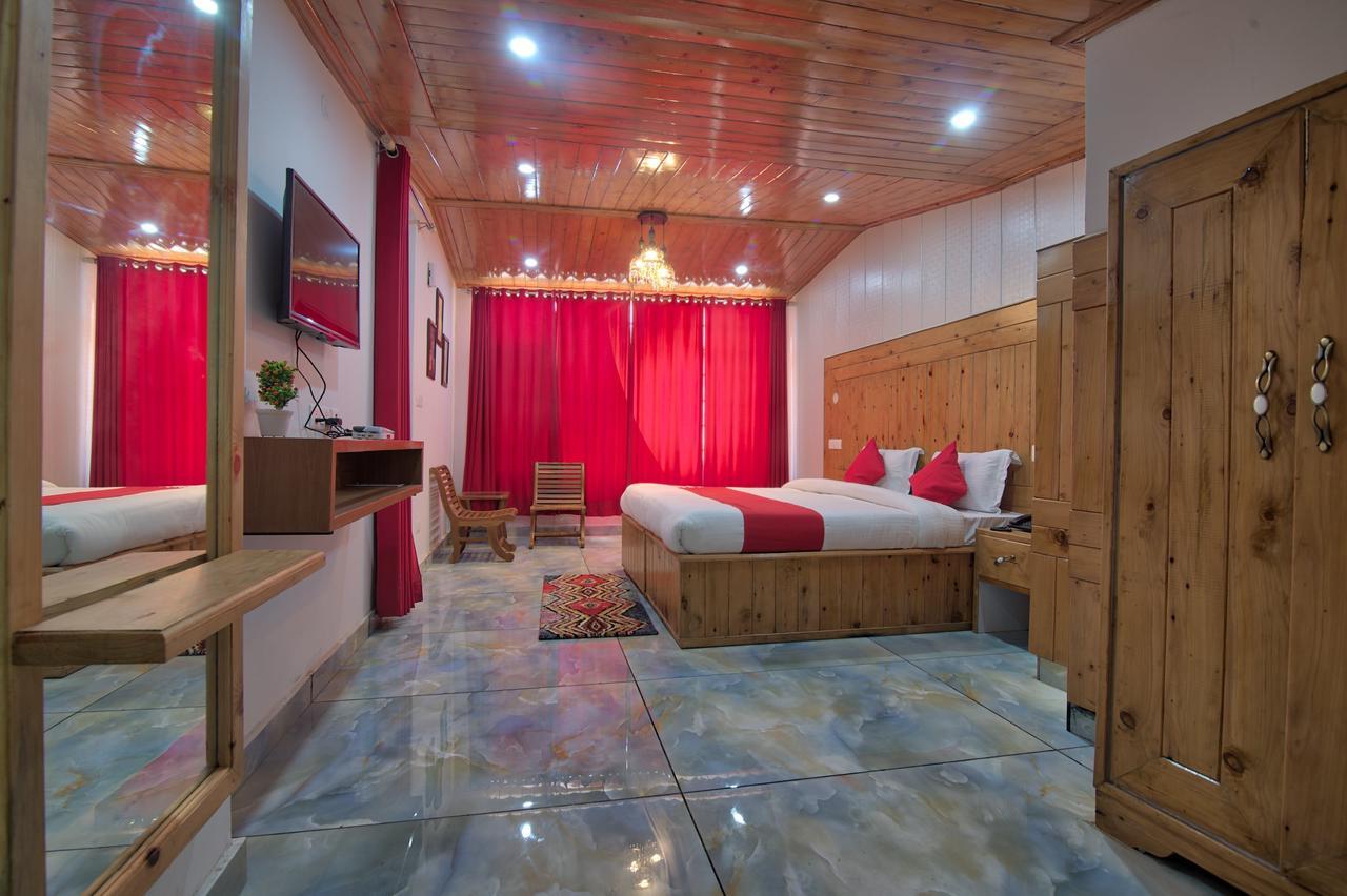 Oyo 13755 Woodstock Hotel 3*