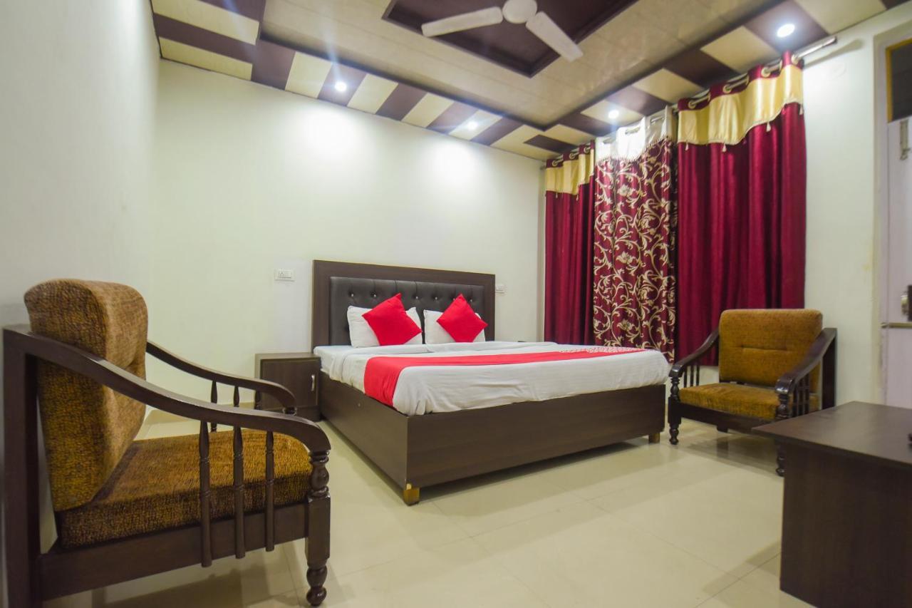 Hotel Oyo 7917 Sunbeam