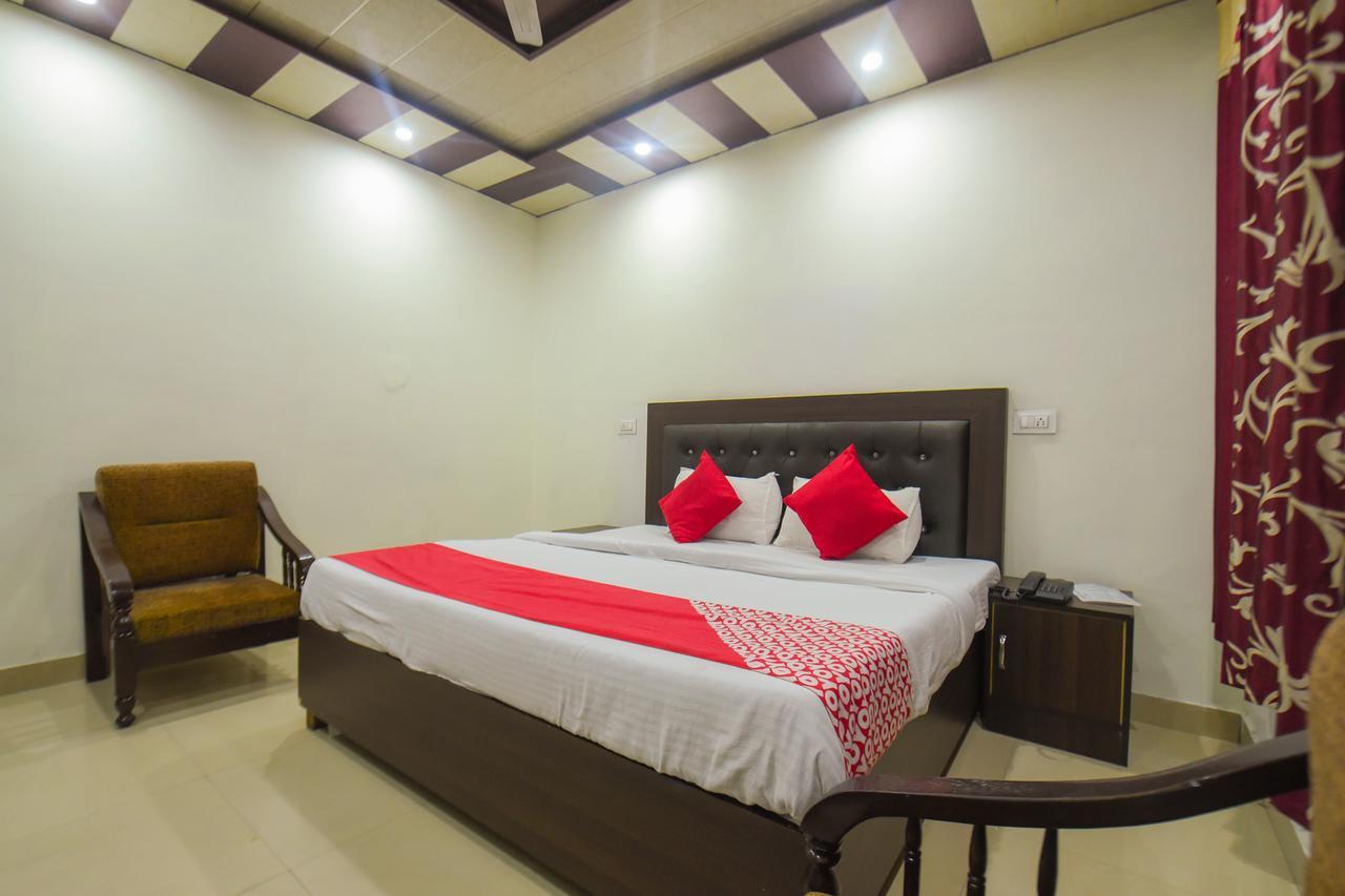 Hotel Oyo 7917 Sunbeam