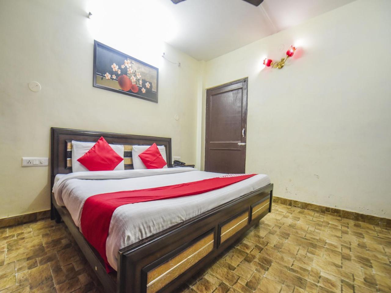 Oyo 7905 Guest house Dalhousie
