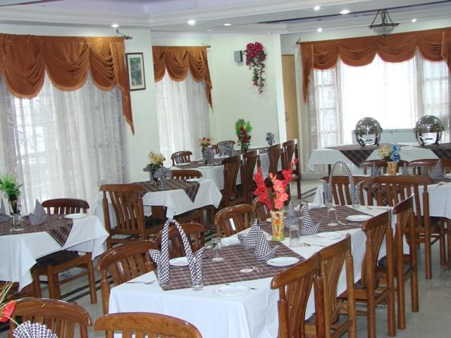 Heights Hotel 3*