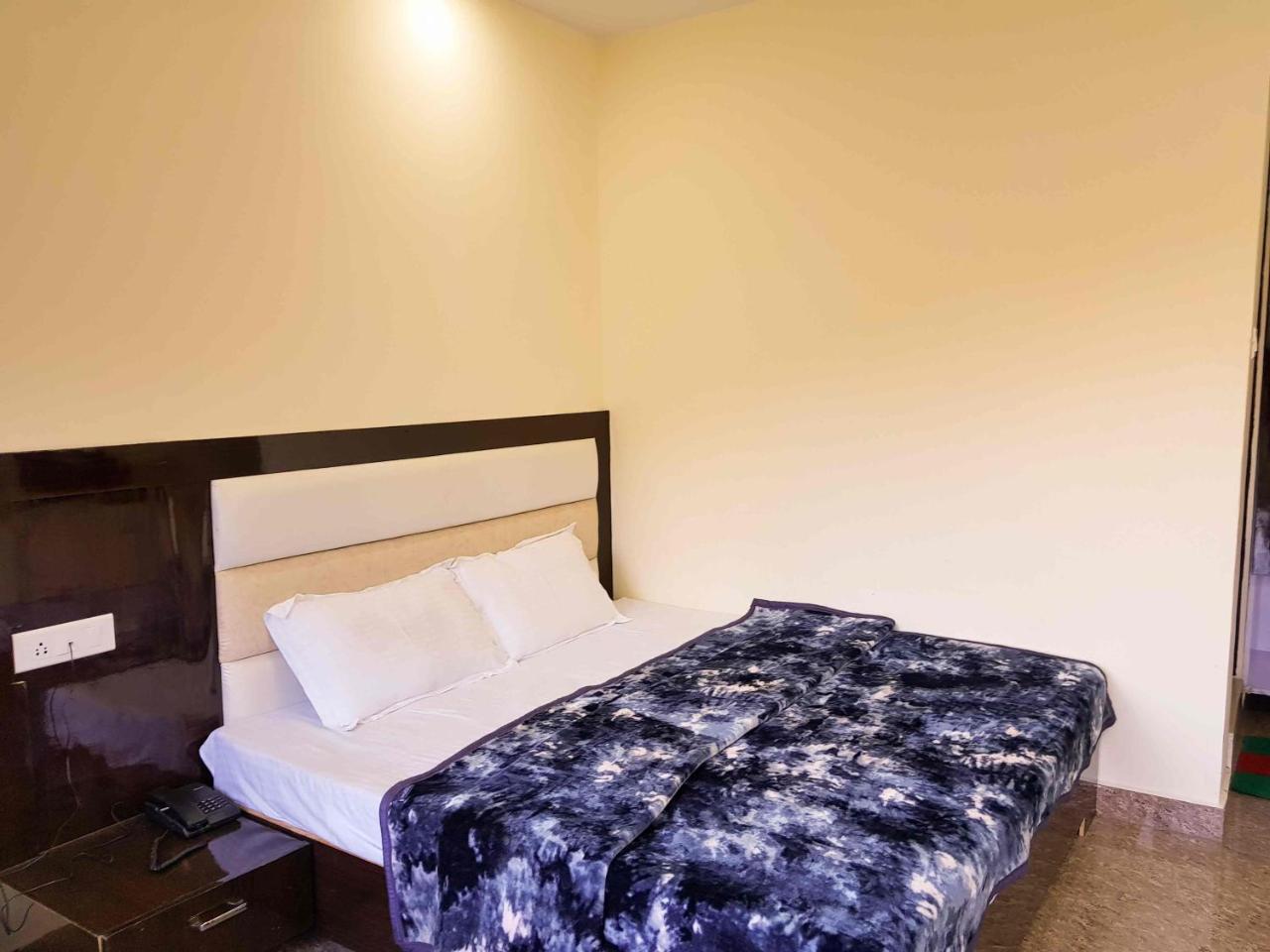 Hotel Homely Abode 3*