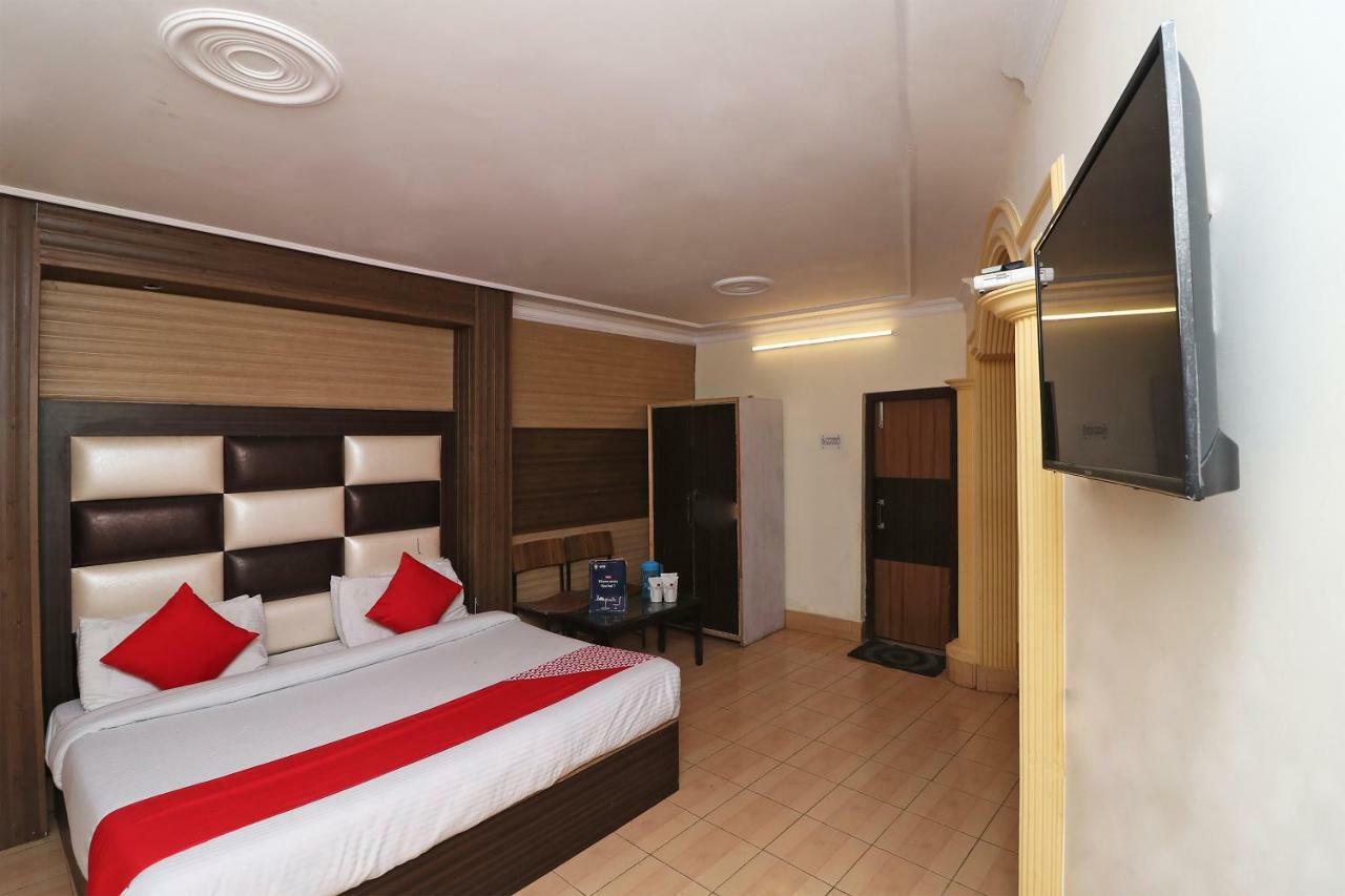 Hotel Oyo 9452 Moonlight