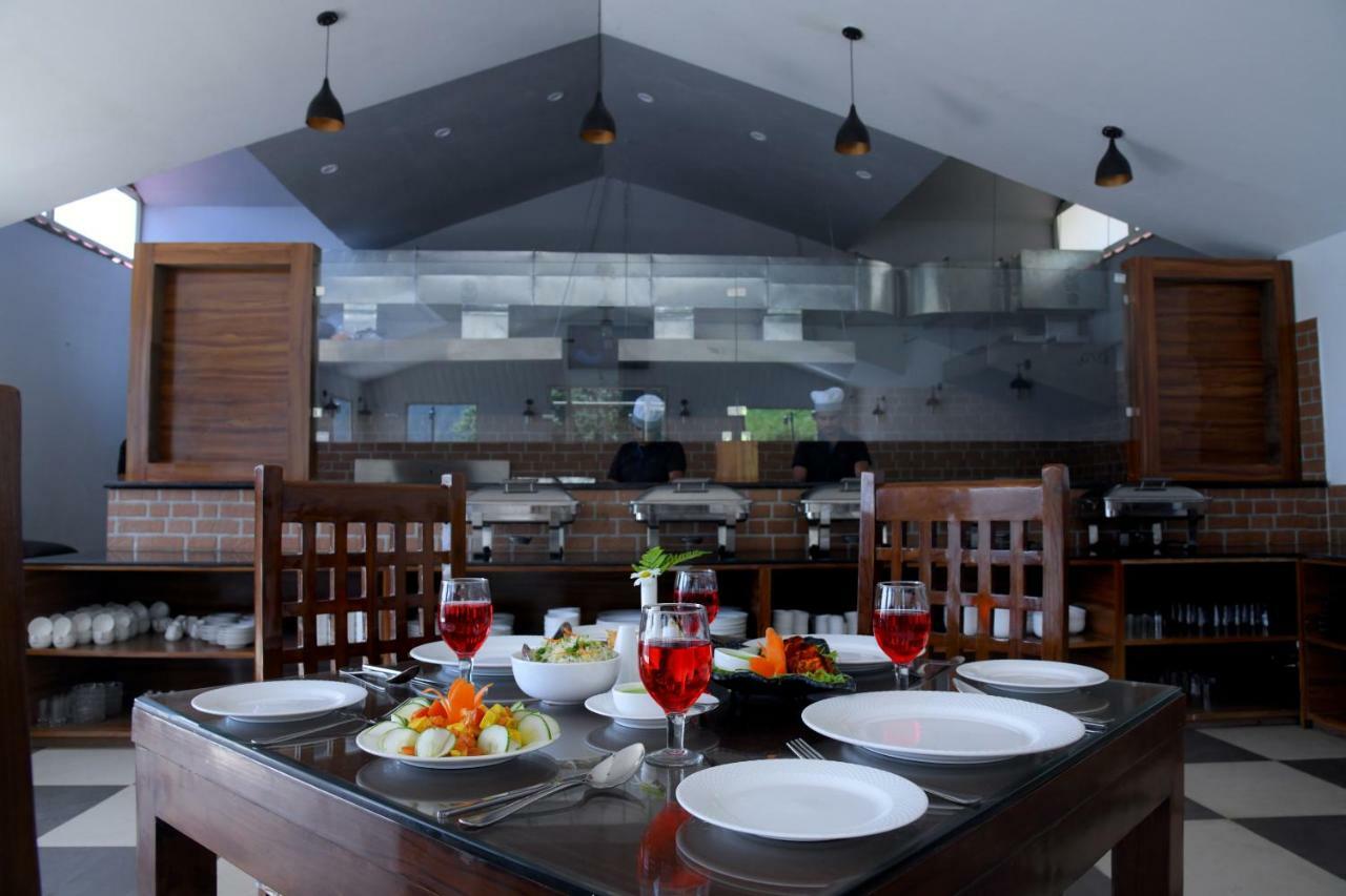 Resort Aaroham By Aamod Luxury 4*