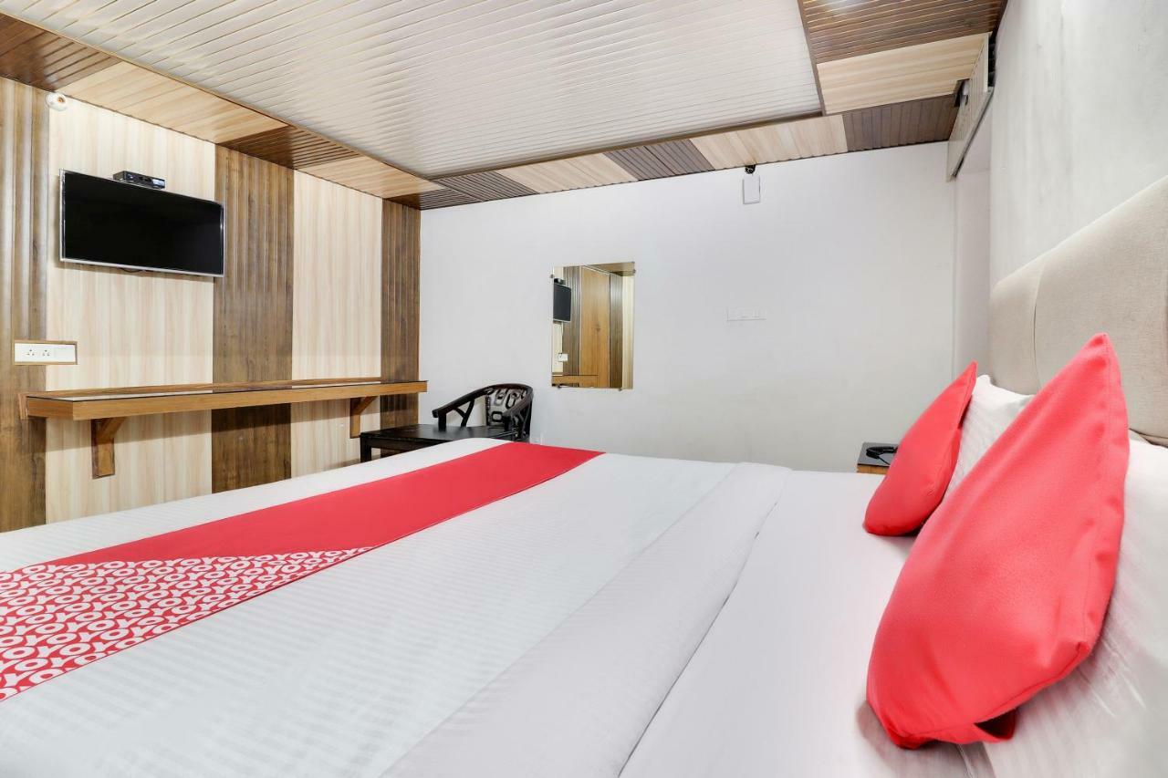 Oyo 12023 Jasmine Hotel