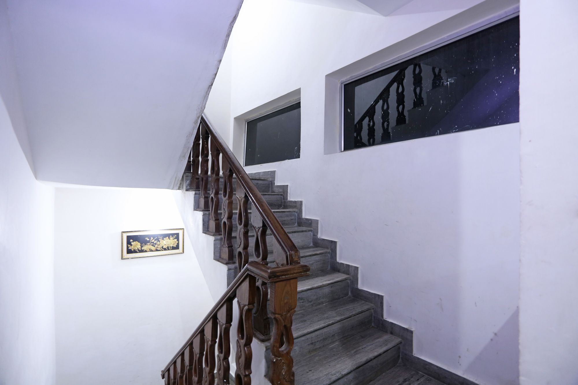 Oyo 6517 Satyam International Hotel