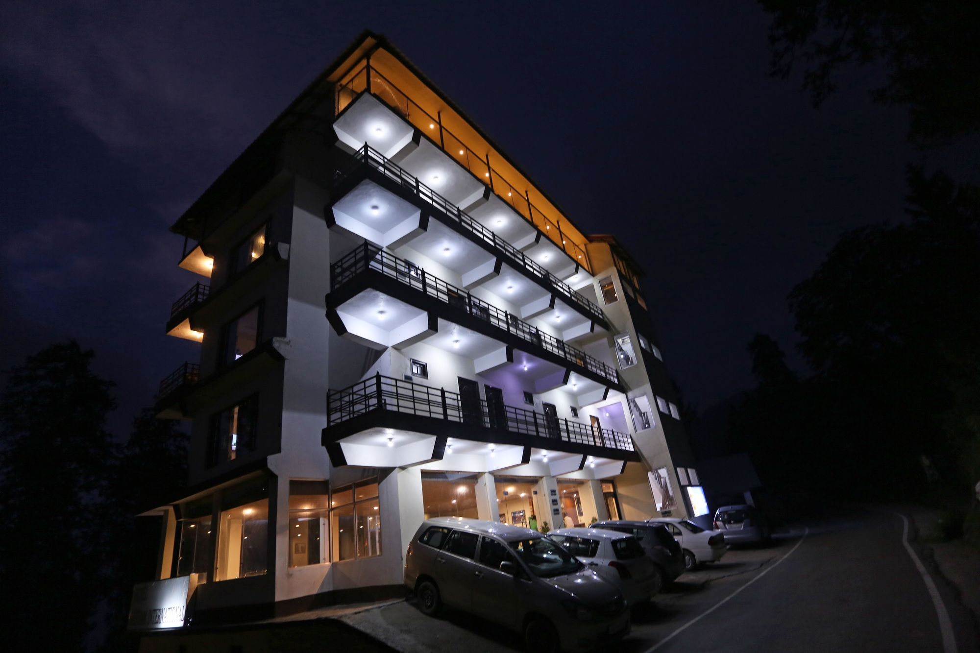 Oyo 6517 Satyam International 3* Dalhousie