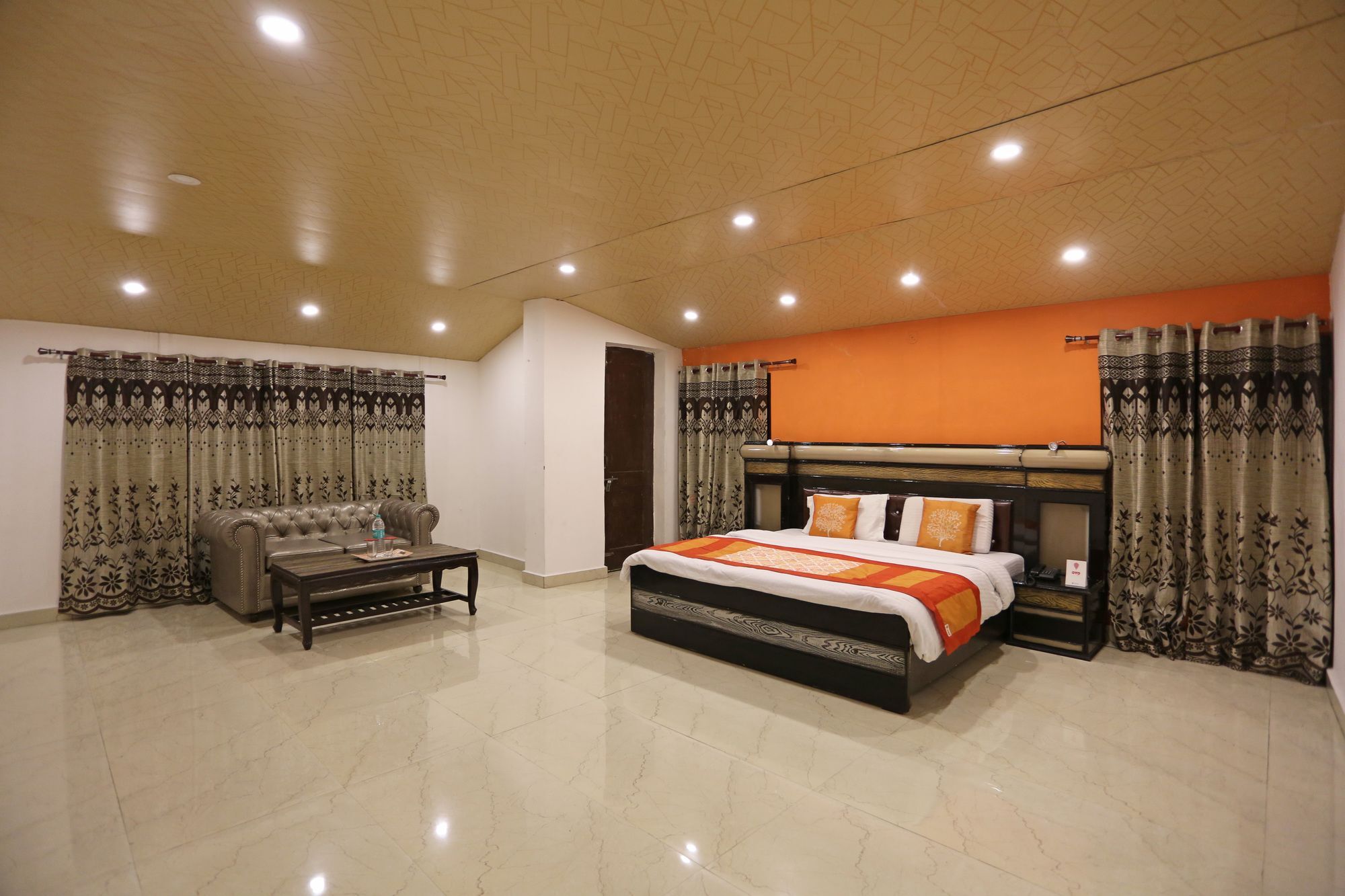 Oyo 6517 Satyam International 3* Dalhousie