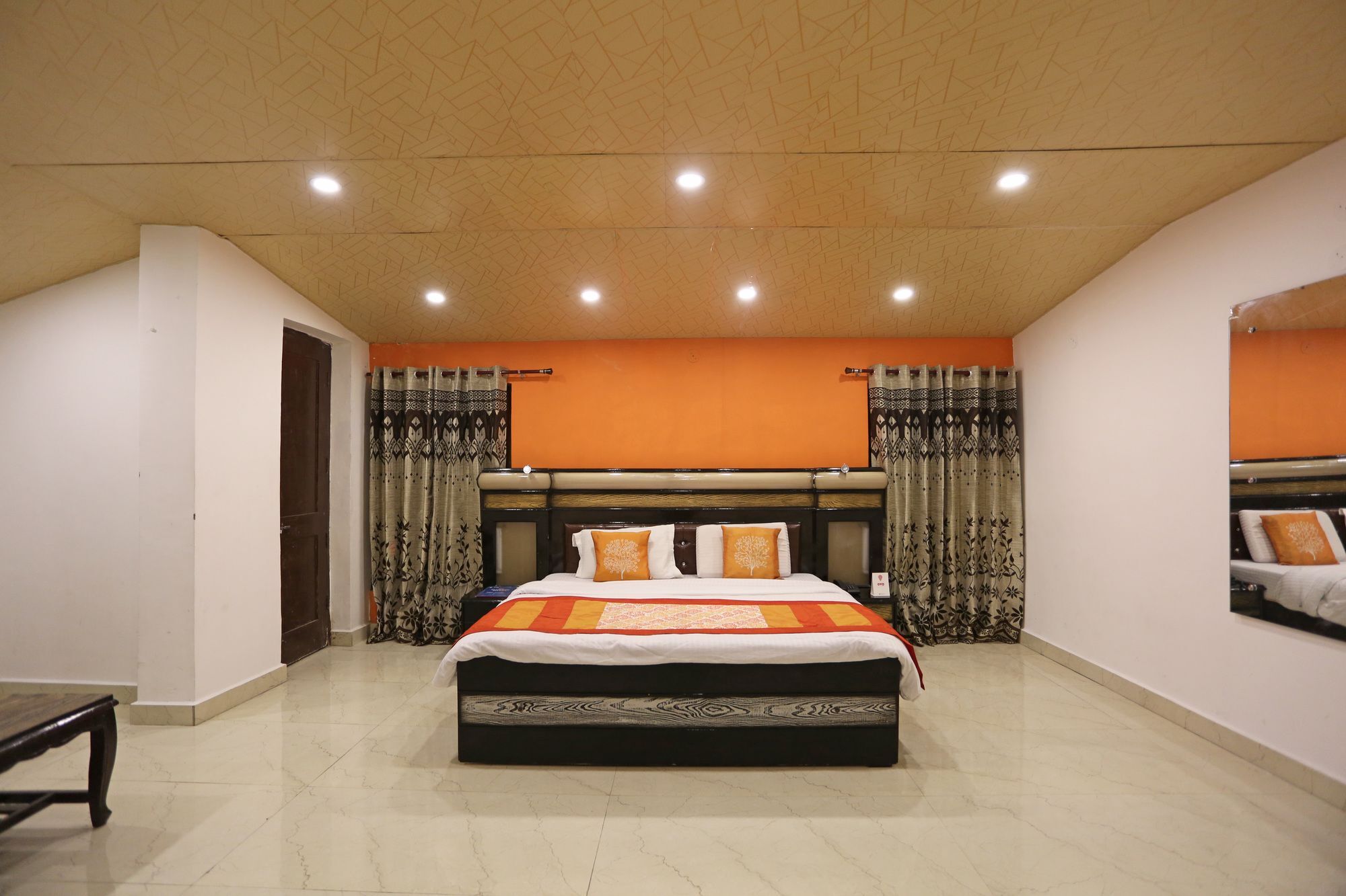 Hotel Oyo 6517 Satyam International